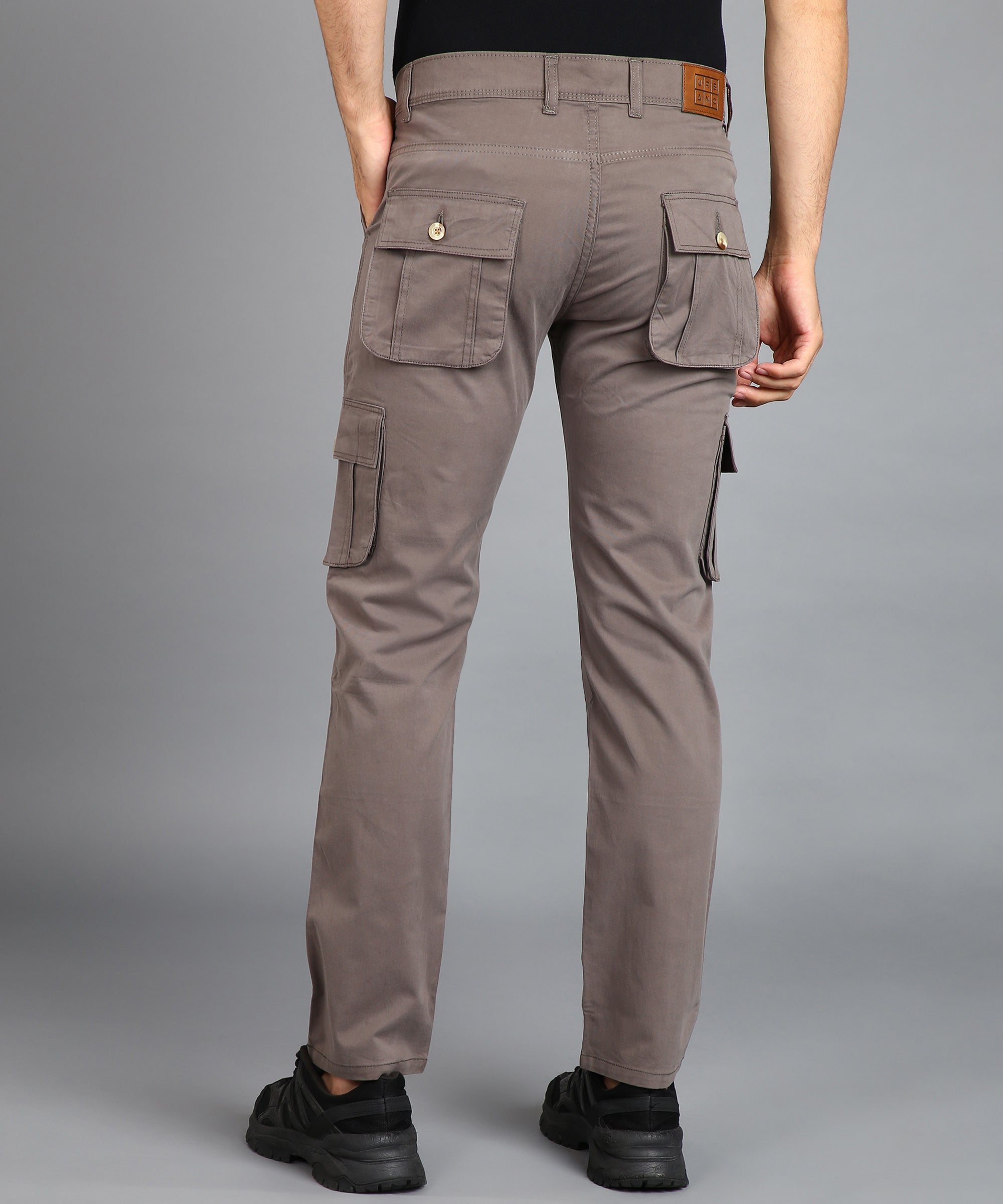 Men's Dark Grey Regular Fit Solid Cargo Chino Pant with 6 Pockets