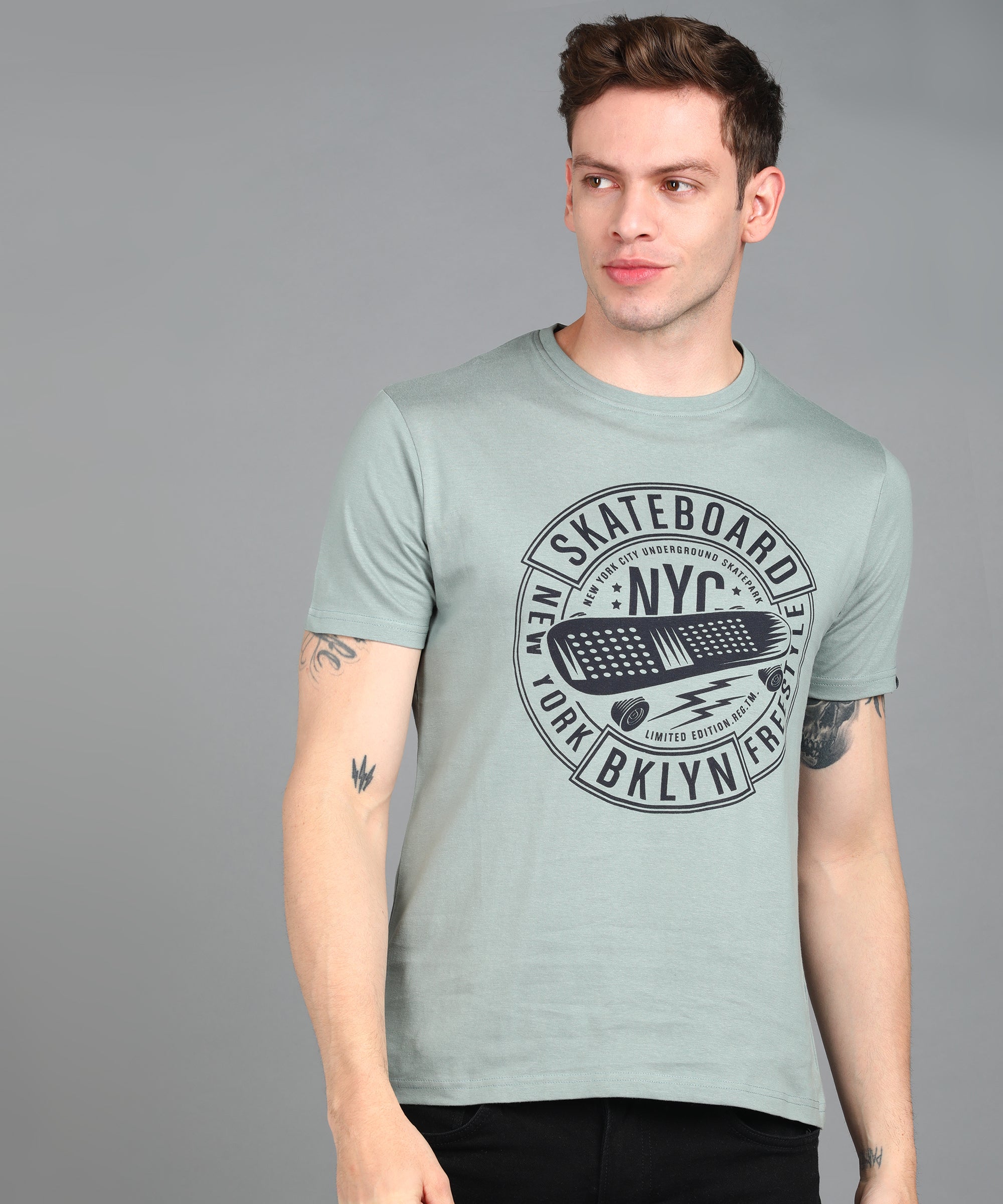 Urbano Fashion Men's Light Green Graphic Printed Round Neck Half Sleeve Slim Fit Cotton T-Shirt