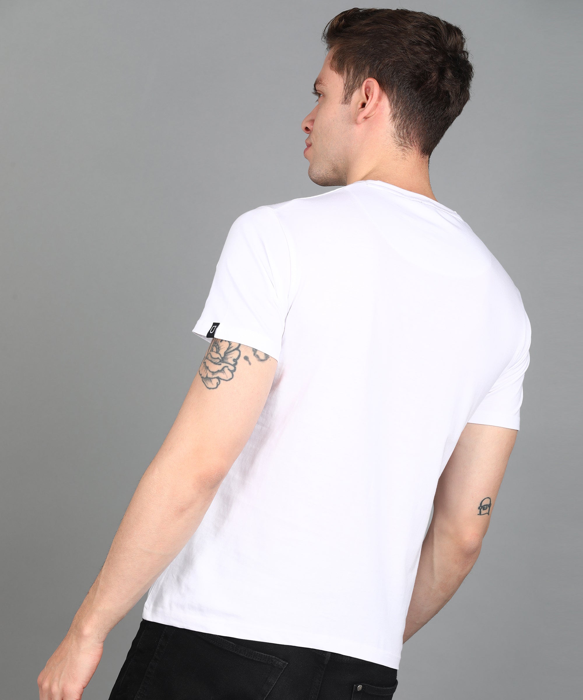 Urbano Fashion Men's White Graphic Printed Round Neck Half Sleeve Slim Fit Cotton T-Shirt