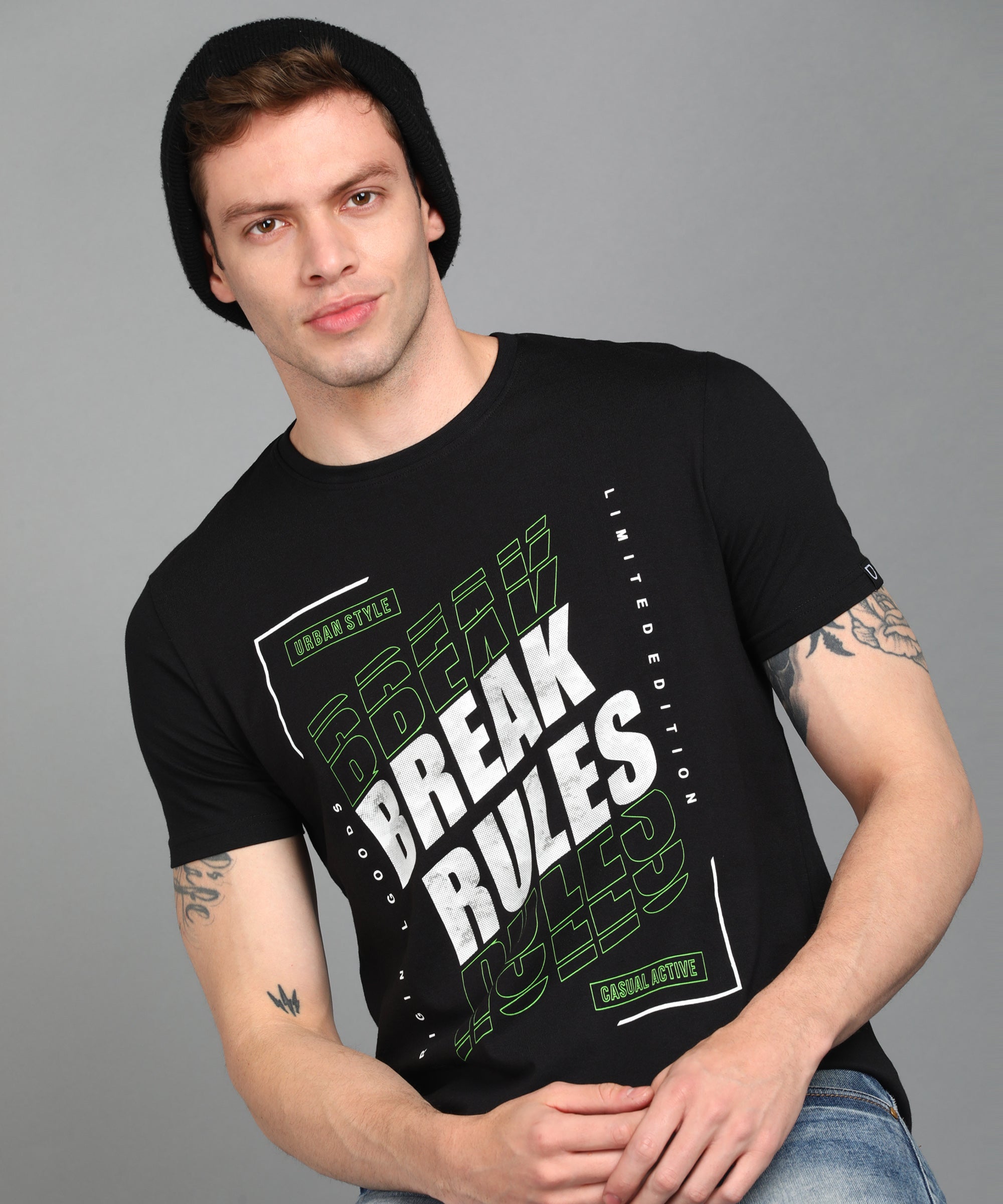 Urbano Fashion Men's Black Graphic Printed Round Neck Half Sleeve Slim Fit Cotton T-Shirt