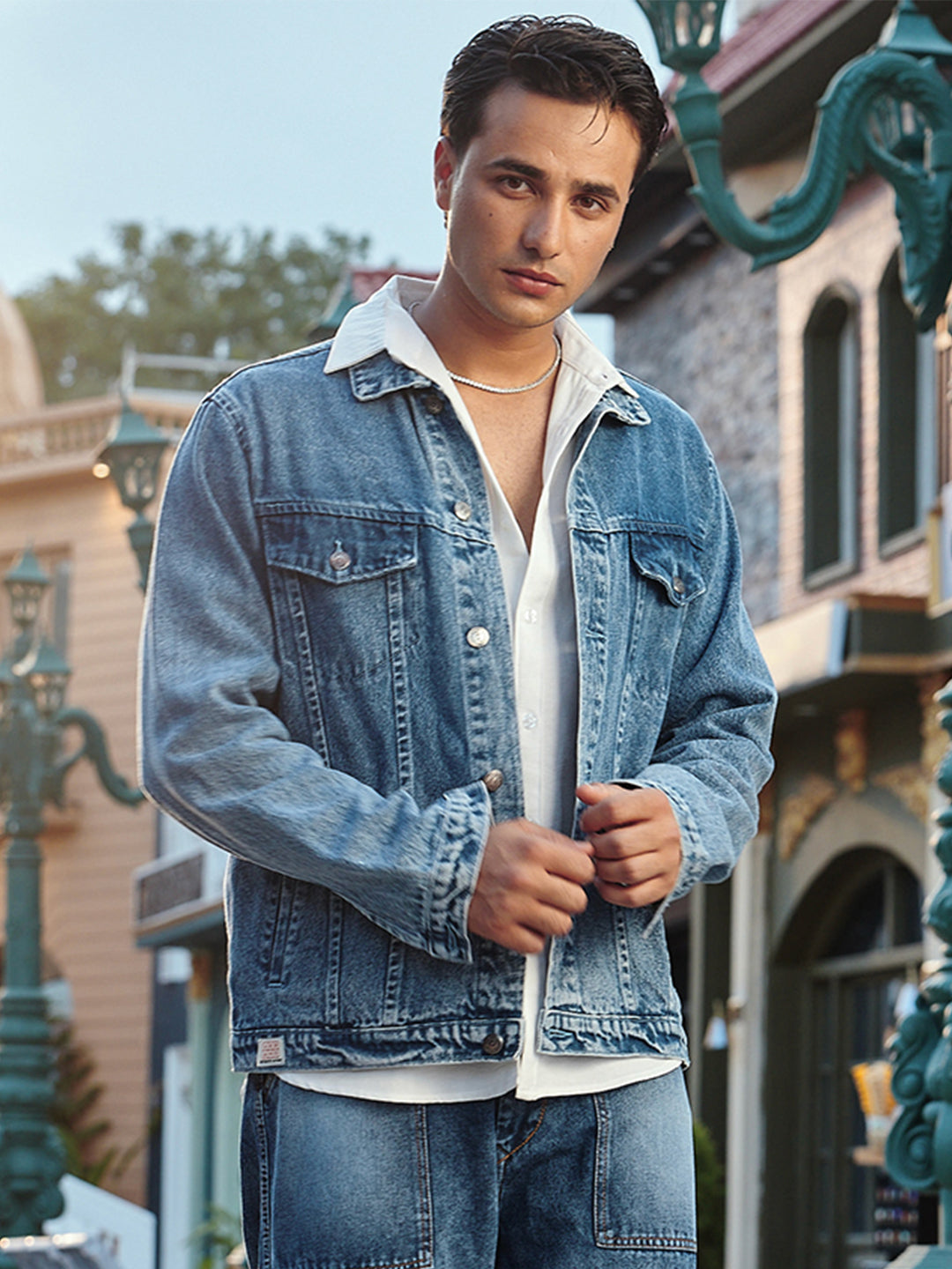 Men's Light Blue Regular Fit Washed Full Sleeve Denim Jacket