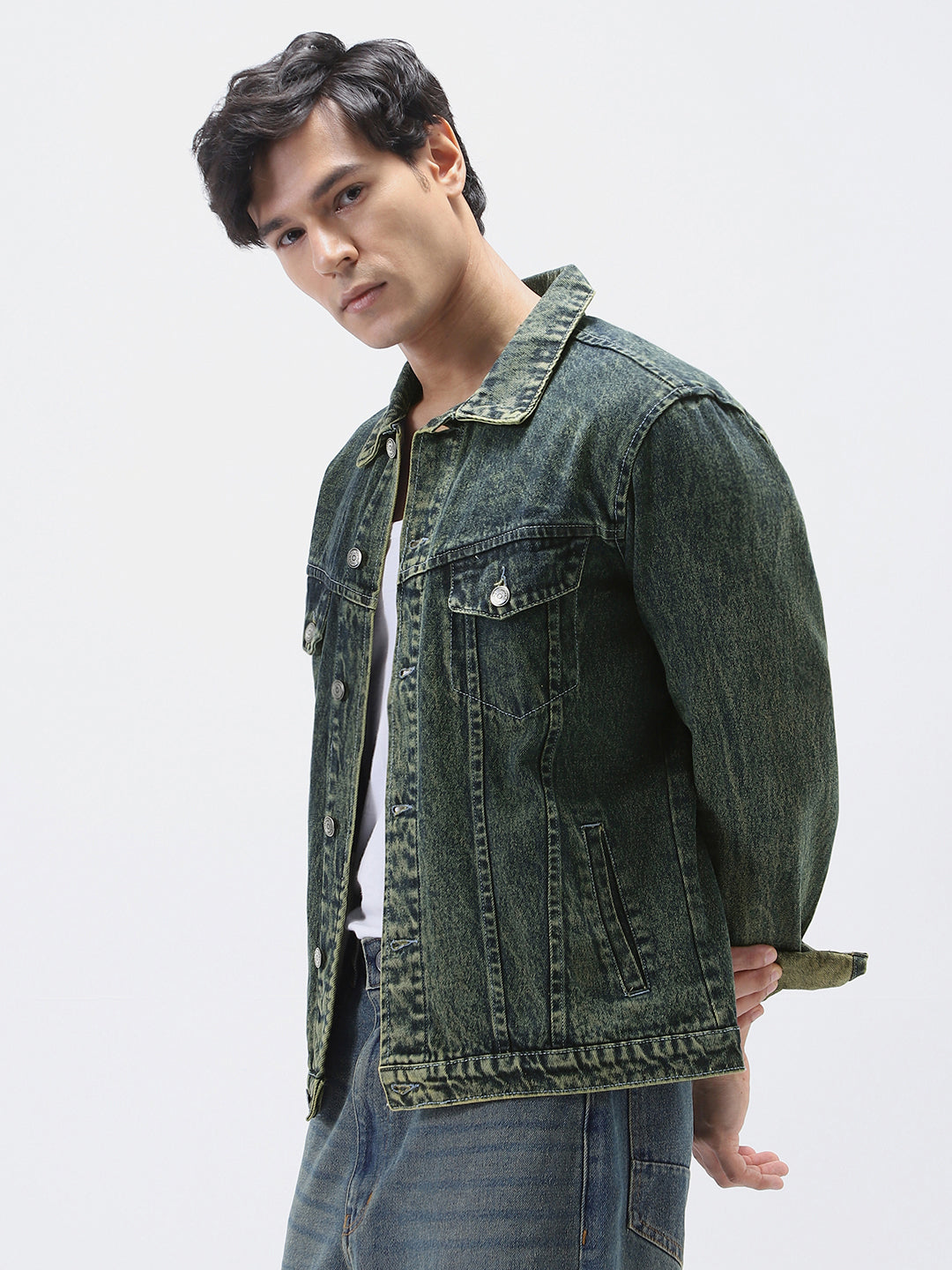 Men's Blue Regular Fit Washed Full Sleeve Denim Jacket