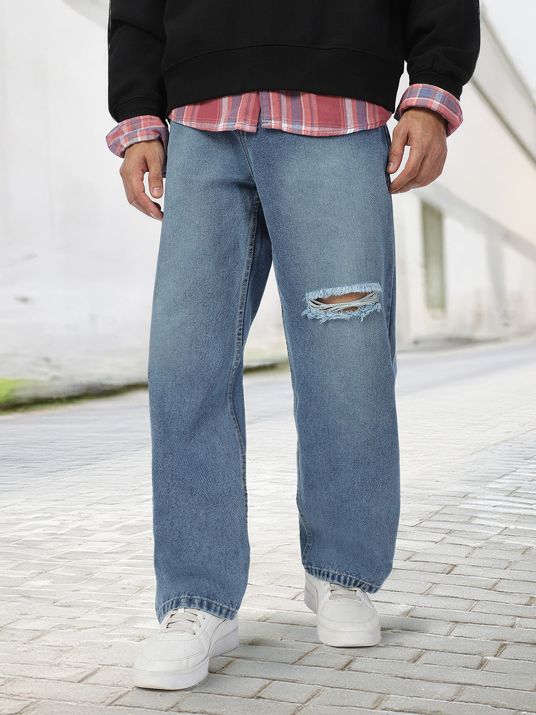 Men's Light Blue Loose Baggy Fit Washed Distressed/Torn Jeans Non-Stretchable