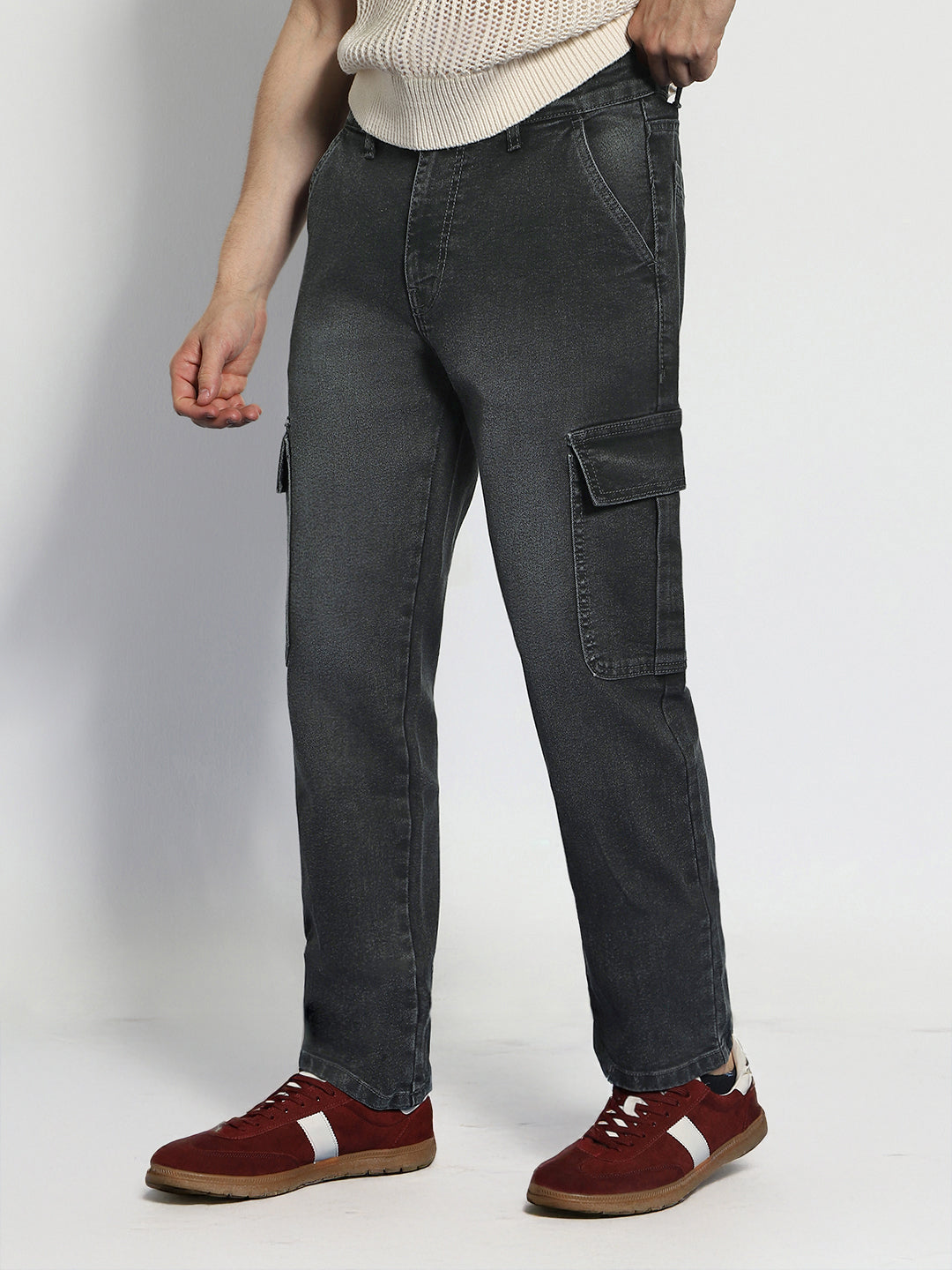 Men's Grey Regular Fit Washed Cargo Jeans With 6 Pockets Stretchable