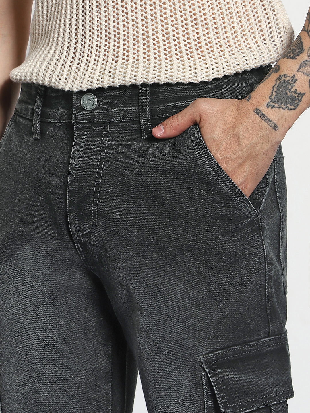 Men's Grey Regular Fit Washed Cargo Jeans With 6 Pockets Stretchable
