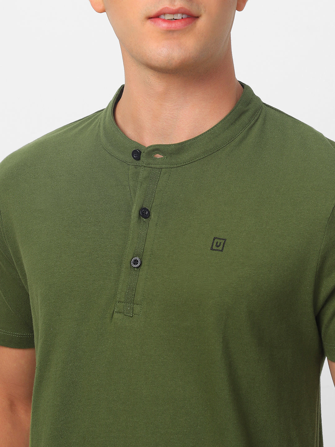 Men's Olive Green Solid Mandarin Collar Slim Fit Cotton T-Shirt