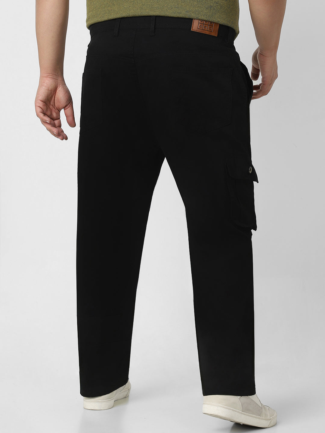 Plus Men's Black Regular Fit Solid Cargo Chino Pant with 6 Pockets
