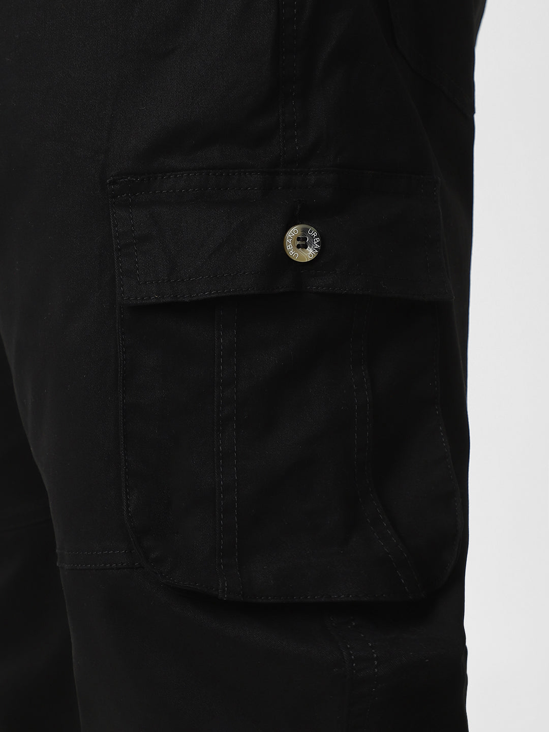 Plus Men's Black Regular Fit Solid Cargo Chino Pant with 6 Pockets