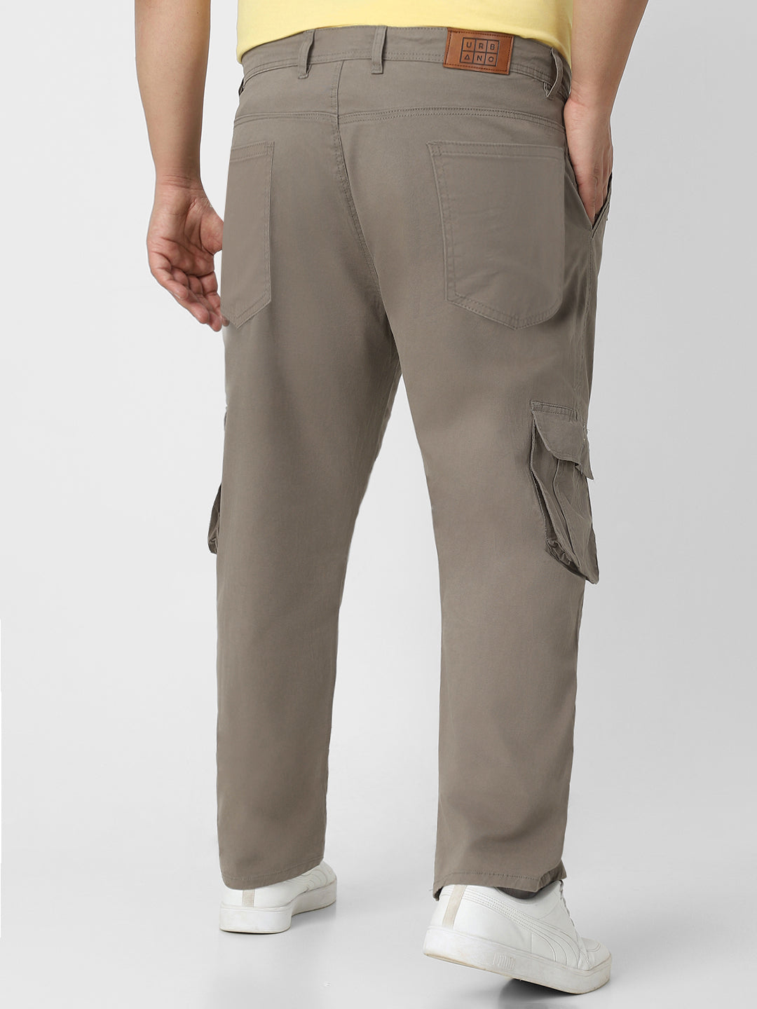 Plus Men's Grey Regular Fit Solid Cargo Chino Pant with 6 Pockets