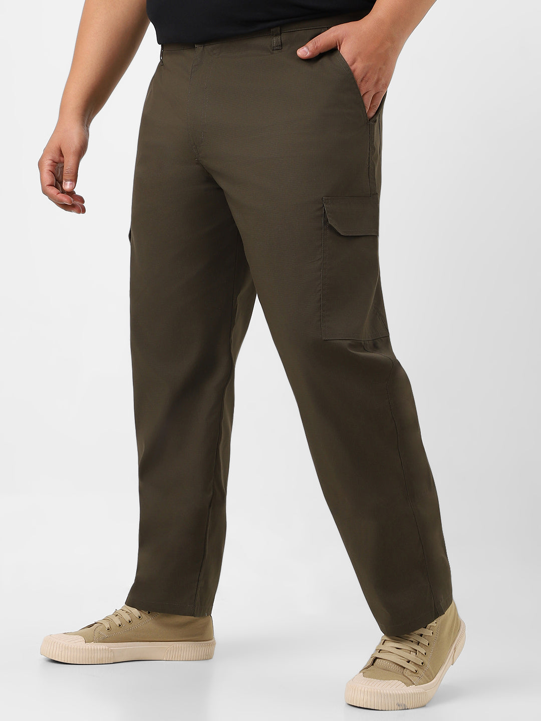 Plus Men's Dark Olive Regular Fit Solid Cargo Chino Pant With 6 Pockets