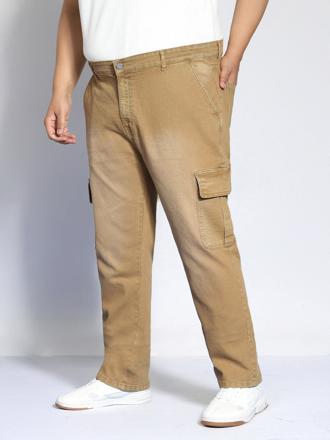 Plus Men's Dark Khaki Regular Fit Washed Cargo Jeans With 6 Pockets Stretchable