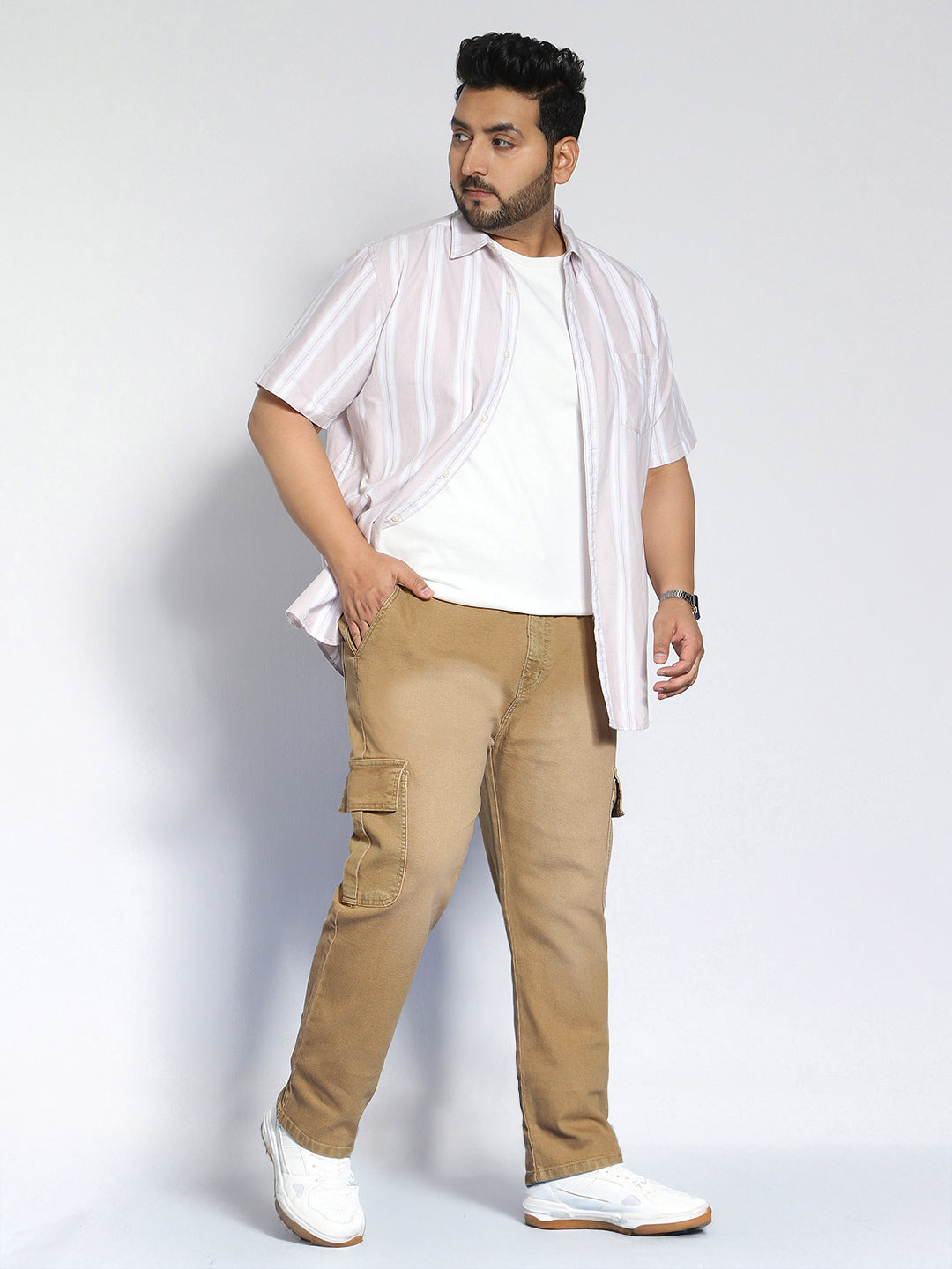 Plus Men's Dark Khaki Regular Fit Washed Cargo Jeans With 6 Pockets Stretchable