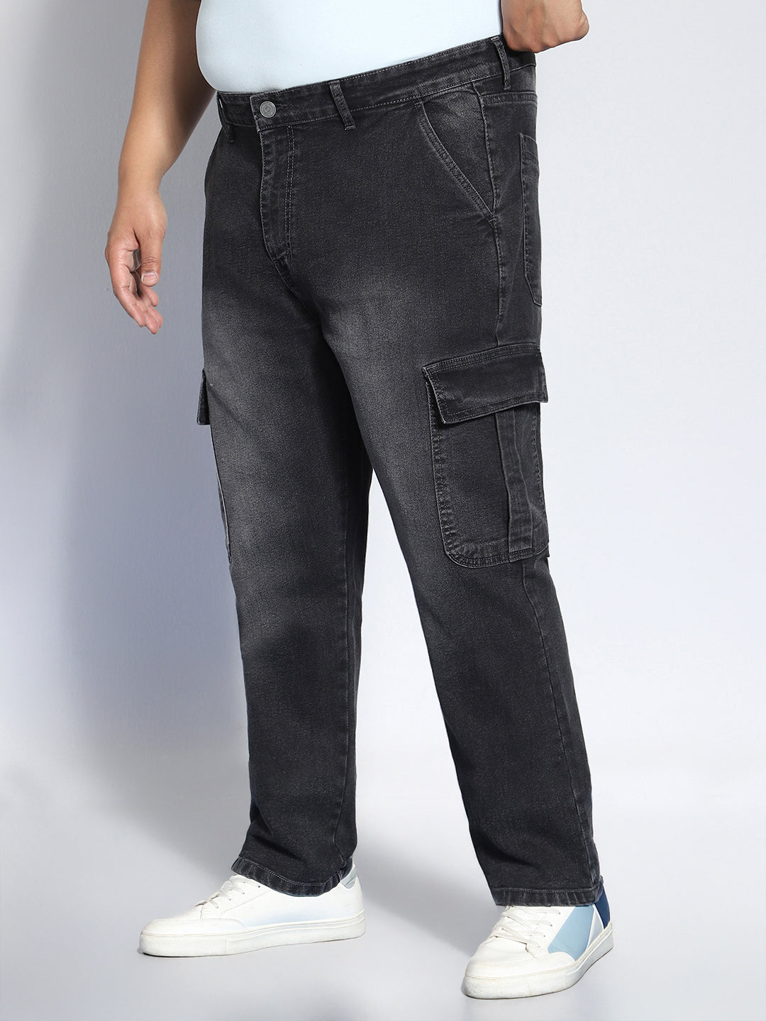 Plus Men's Grey Regular Fit Washed Cargo Jeans With 6 Pockets Stretchable