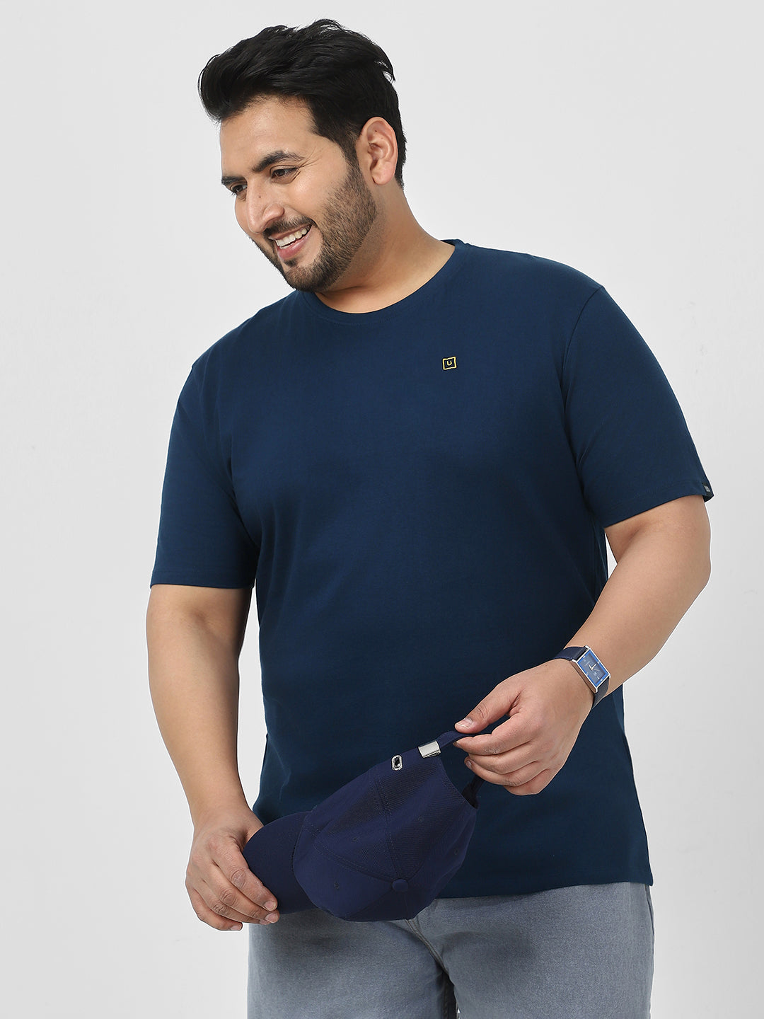 Plus Men's Navy Blue Solid Regular Fit Round Neck Cotton T-Shirt