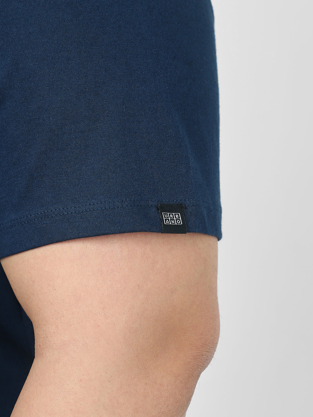 Plus Men's Navy Blue Solid Regular Fit Round Neck Cotton T-Shirt