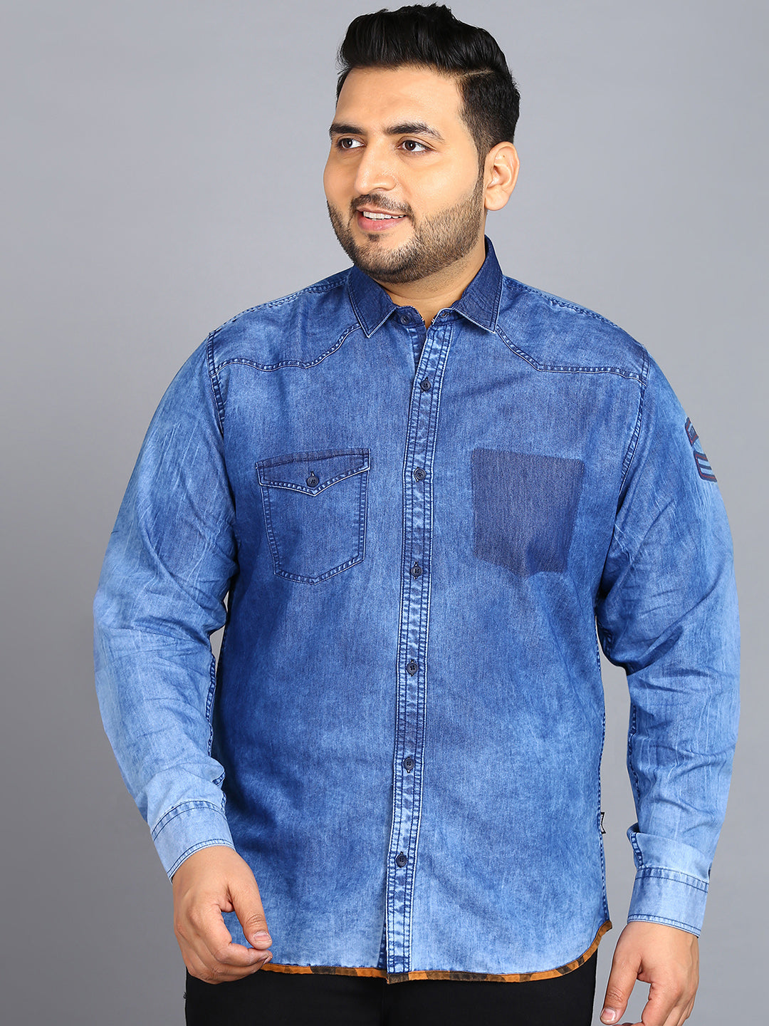 Plus Men's Blue Denim Full Sleeve Regular Fit Washed Casual Shirt