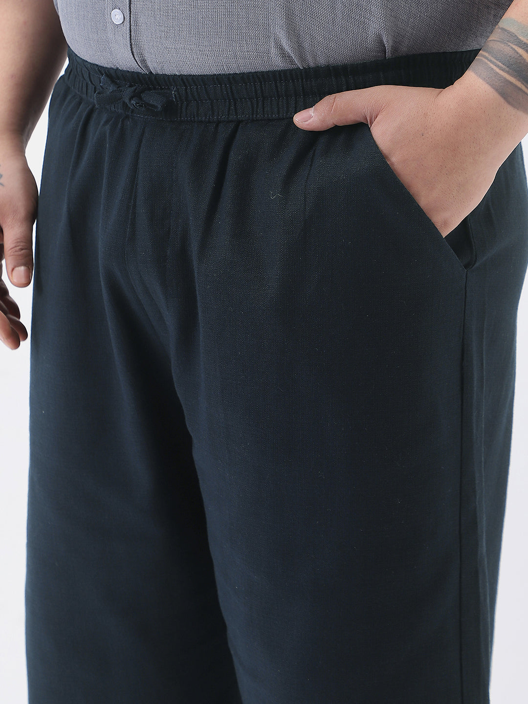Plus Men's Navy Loose Fit Solid Linen Blend Trousers Non-Stretchable