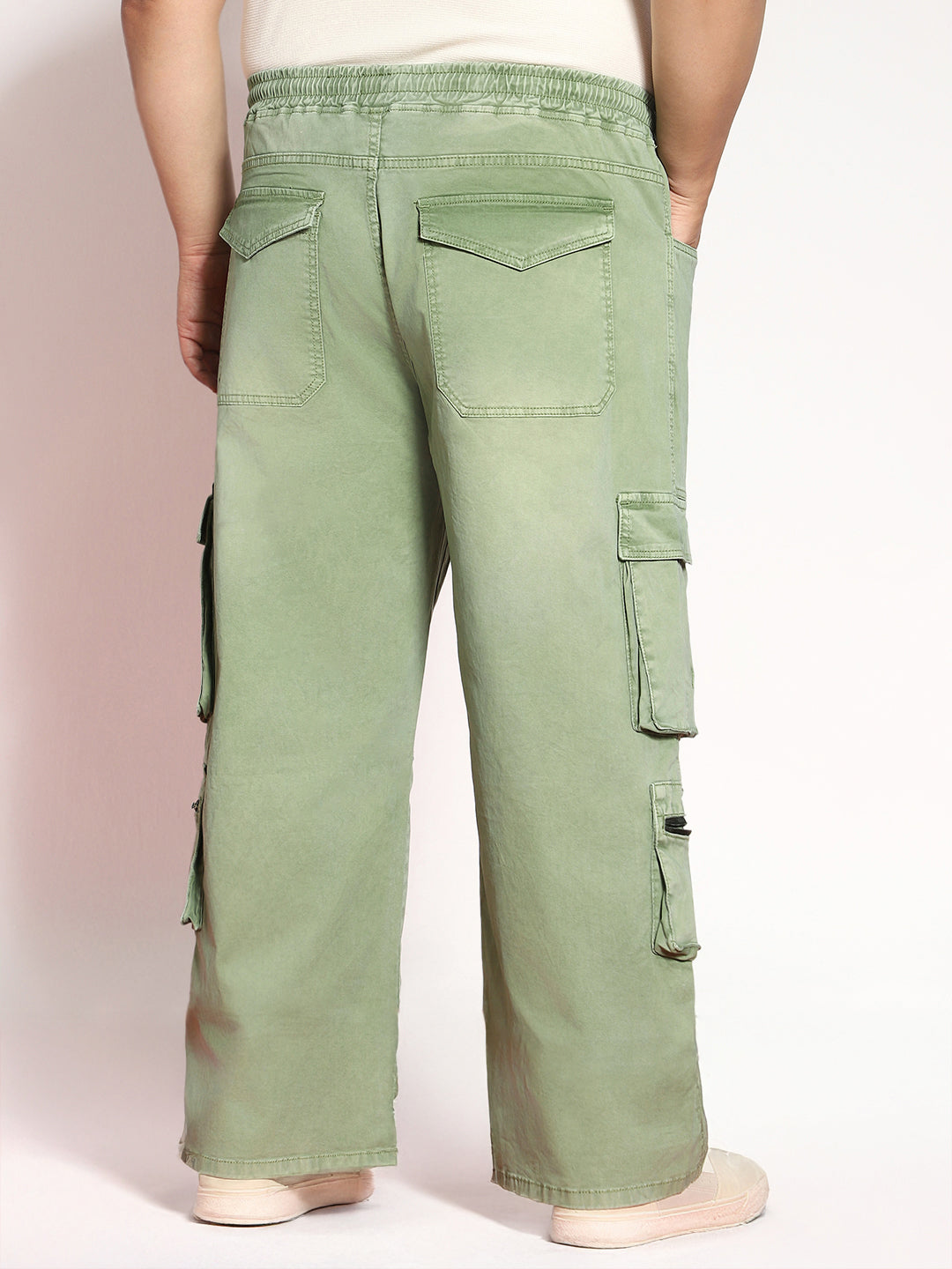 Plus Men's Olive Loose Baggy Fit Travel Cargo Jeans With 8 Pockets Stretchable
