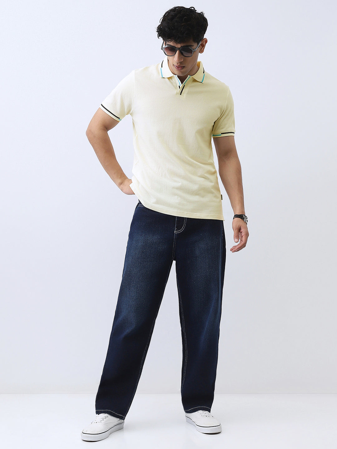 Men's White Solid Regular Fit Half Sleeve Cotton Polo T-Shirt