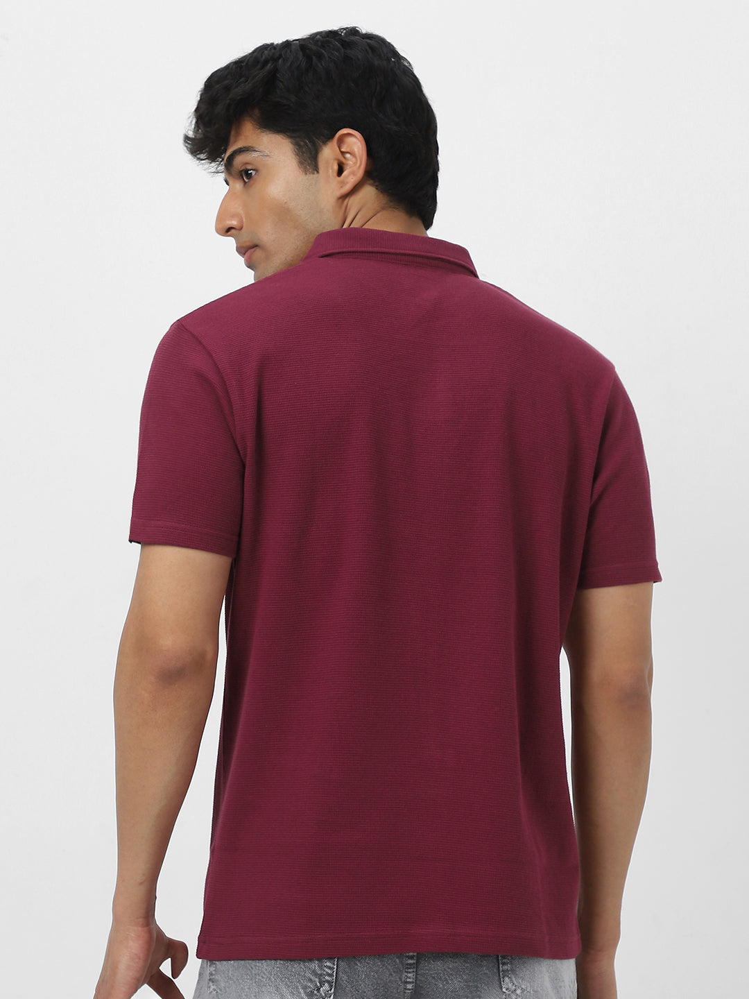 Men's Maroon Textured Regular Fit Half Sleeve Cotton Polo T-Shirt