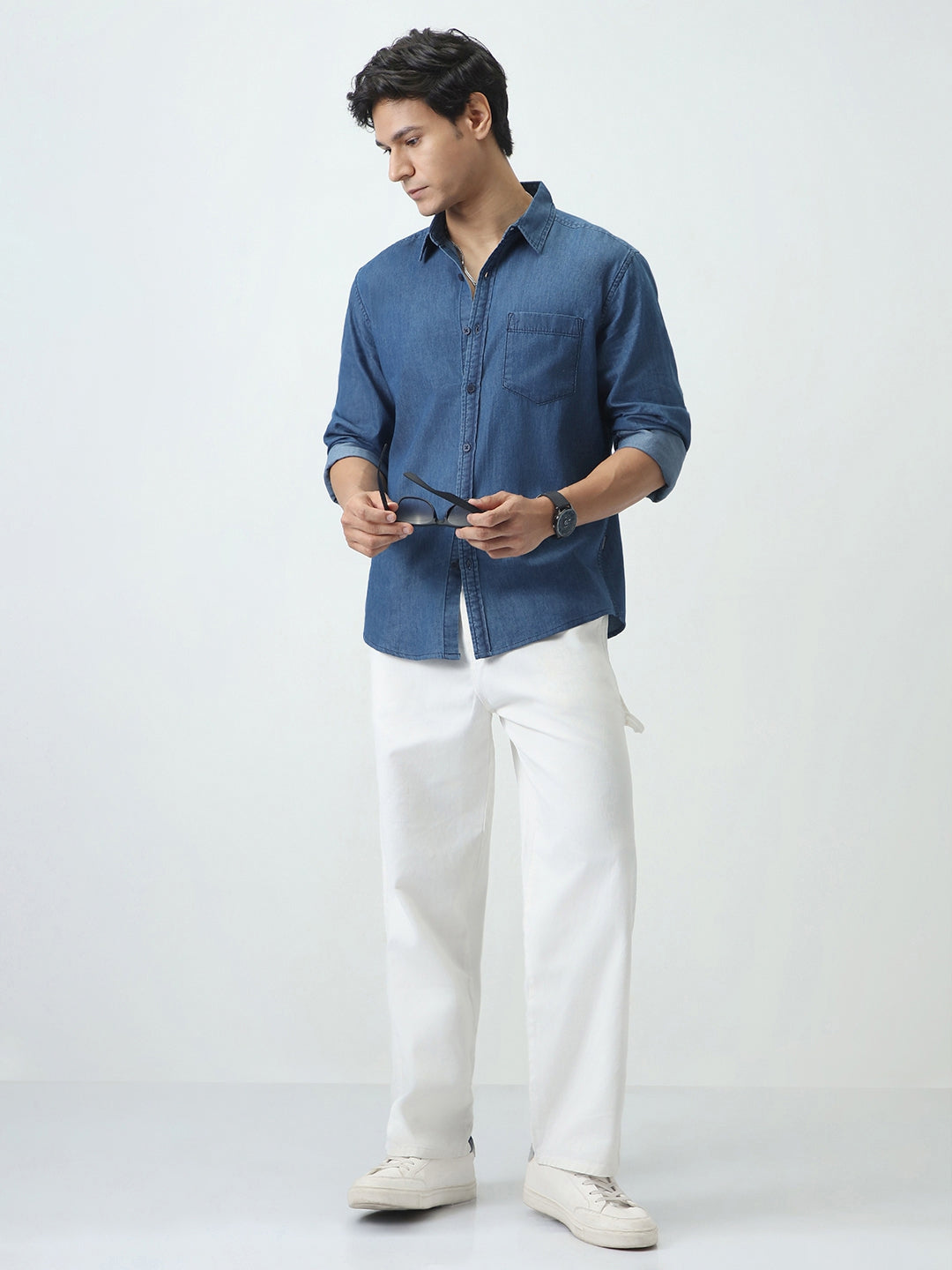 Men's Blue Regular Fit Full Sleeve Solid Denim Shirt