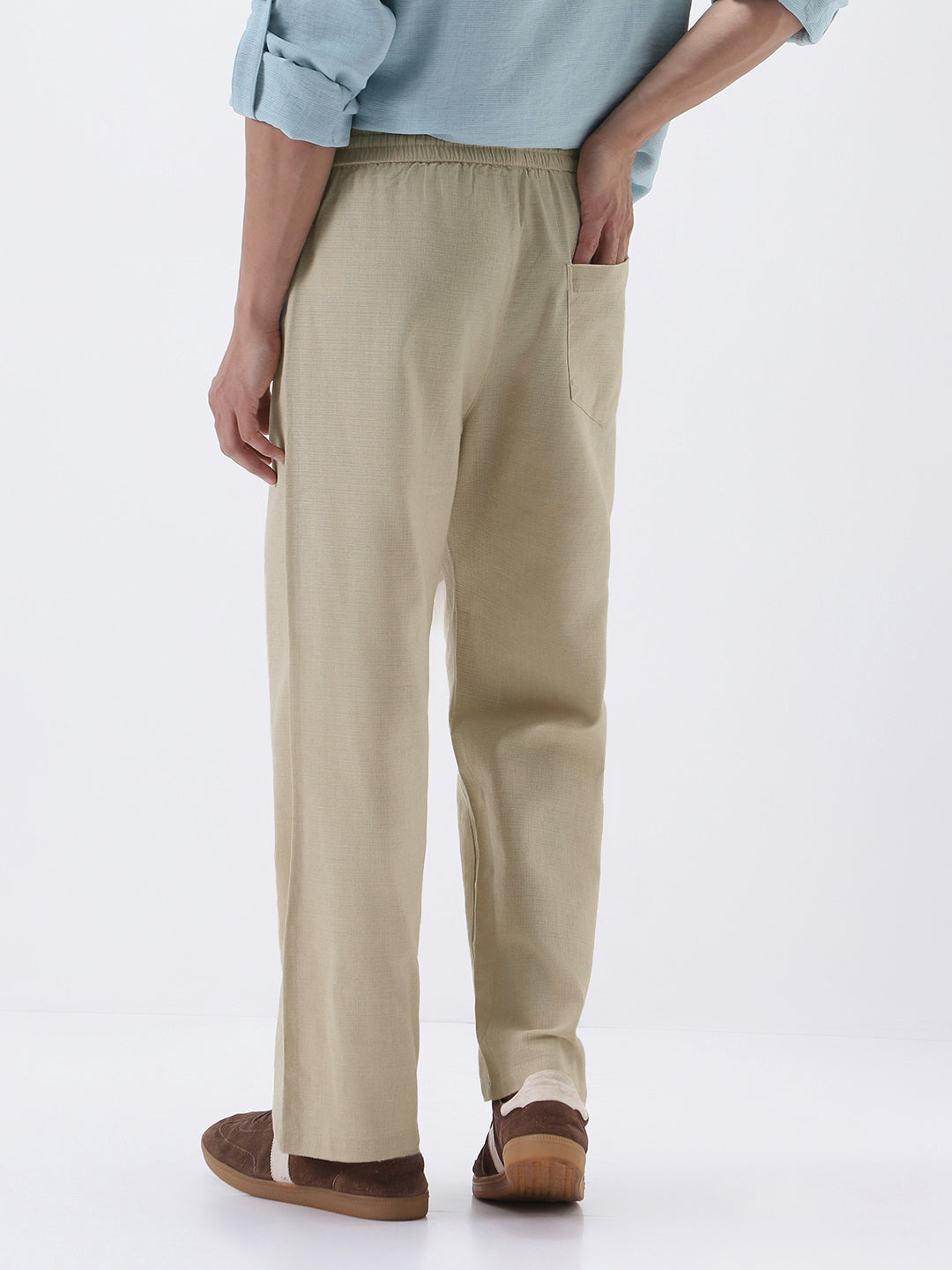 Men's Beige Loose Fit Solid Linen Blend Trousers Non-Stretchable