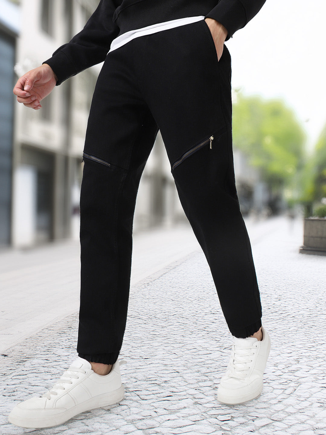 Men's Black Slim Fit Stretch Zippered Jogger Jeans