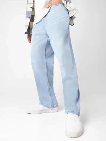 Men’s Guide to Wearing Wide Leg Jeans with Confidence