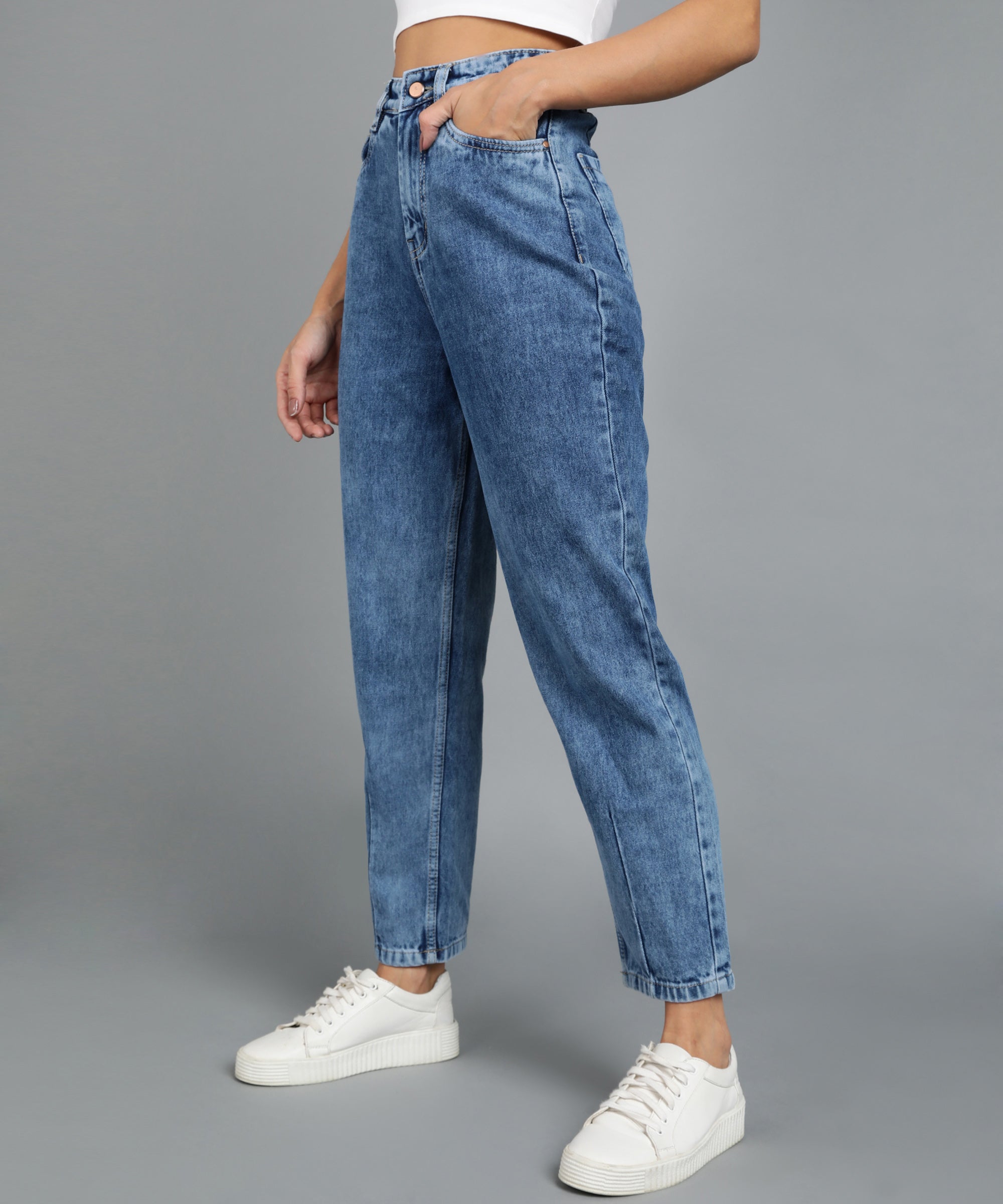 Women's Blue Boyfriend Fit Washed Jeans