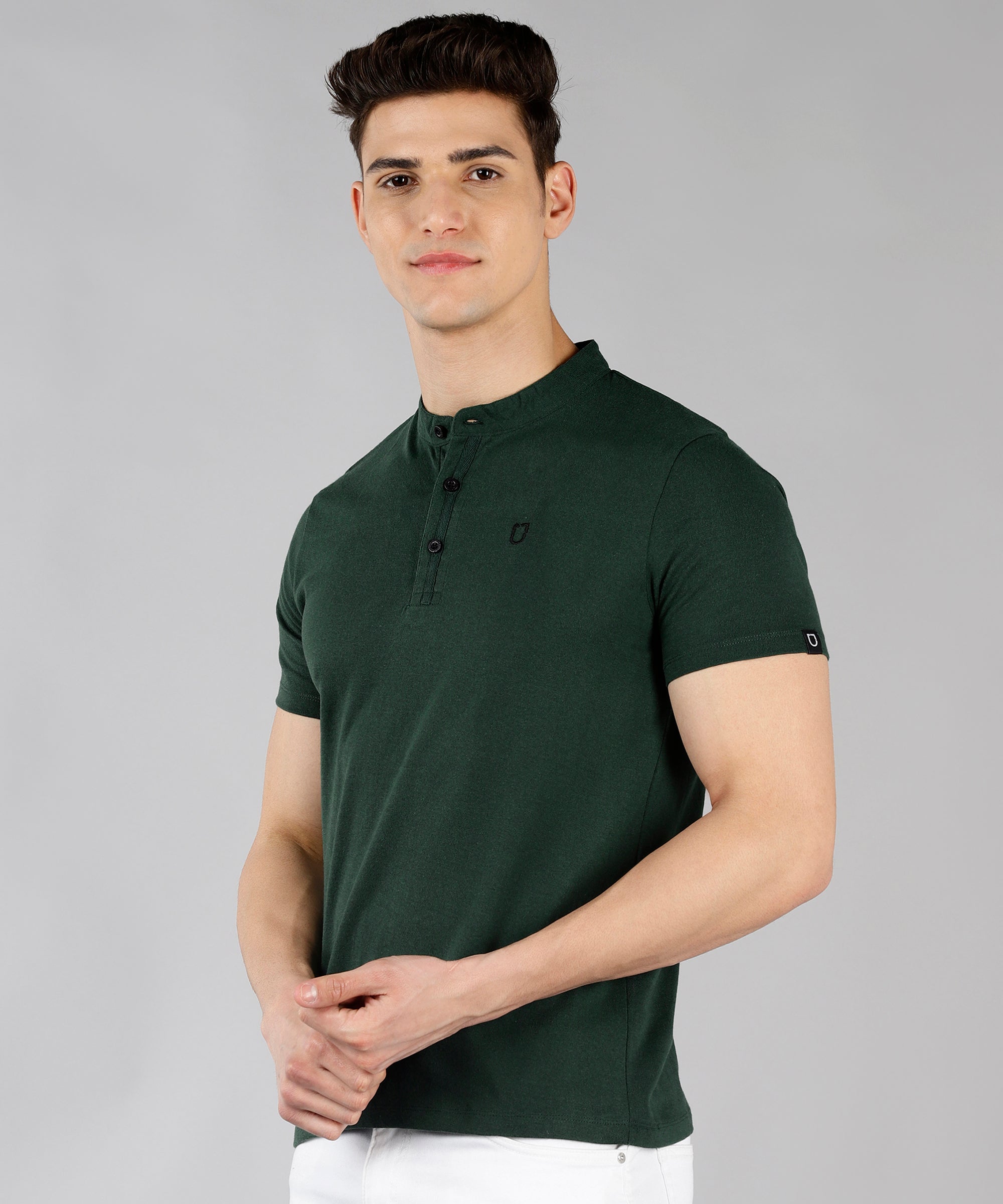 Men's Bottle Green Solid Mandarin Collar Slim Fit Half Sleeve Cotton T-Shirt