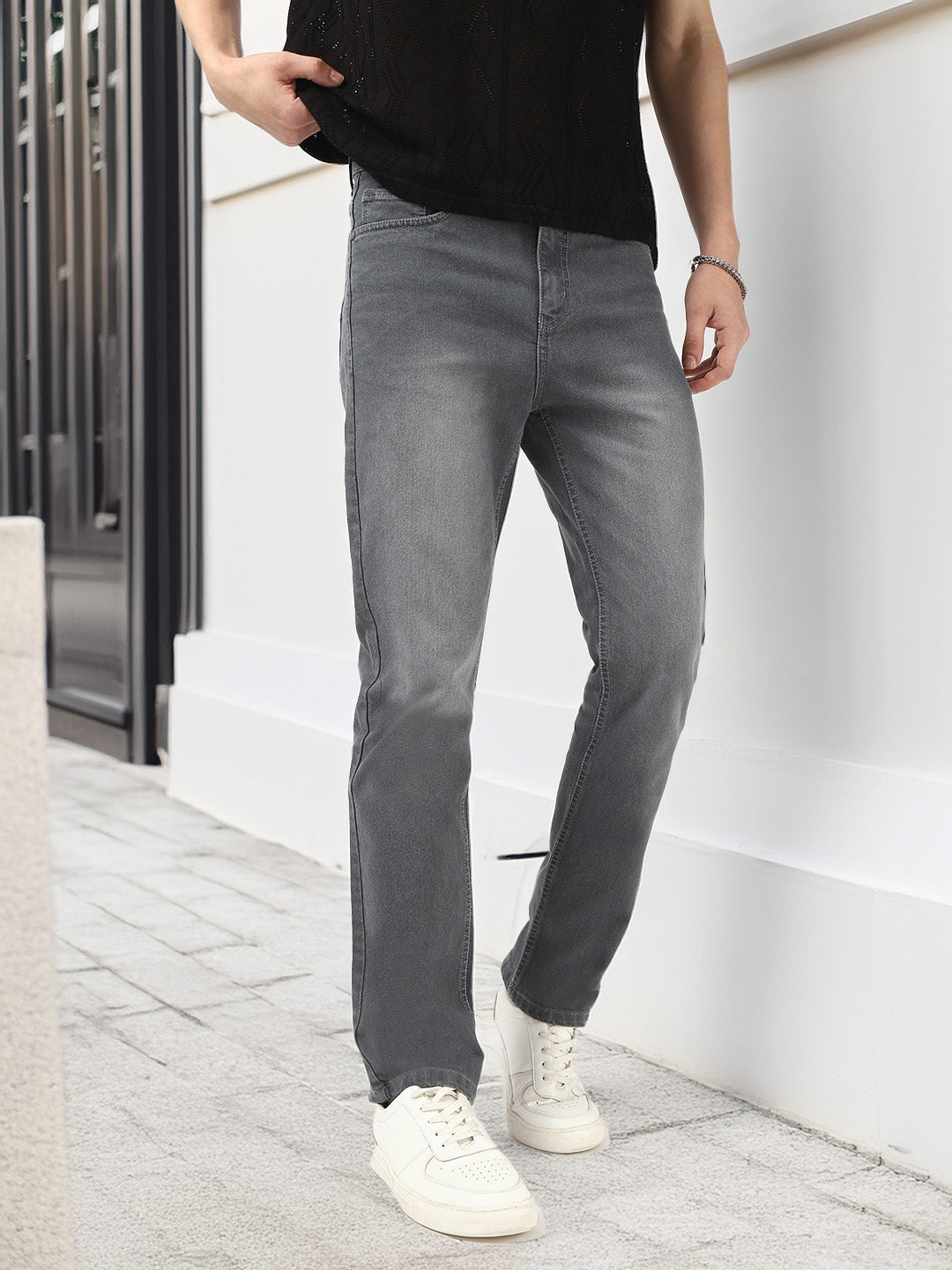 Men's Grey Straight Fit Washed Jeans Stretchable
