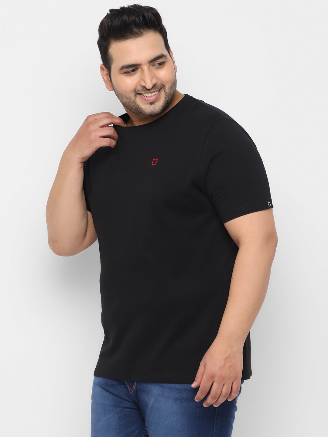 Plus Men's Black Solid Regular Fit Round Neck Cotton T-Shirt