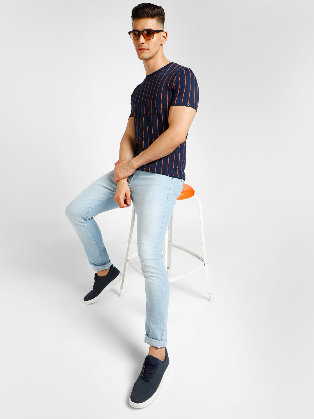 Urbano Fashion Men's Navy Blue Printed Round Neck Half Sleeve Slim Fit Cotton T-Shirt