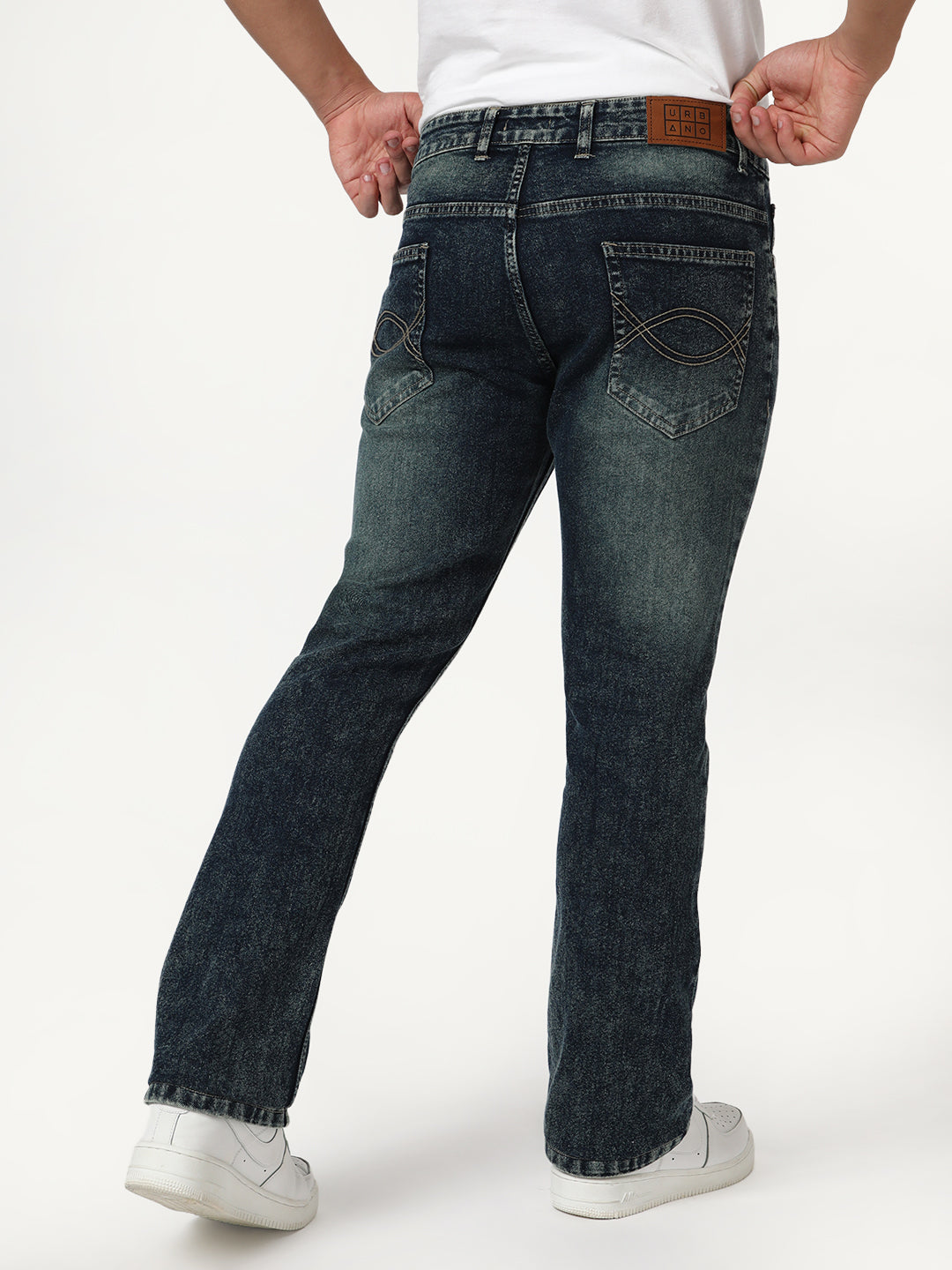 Men's Dark Blue Bootcut Fit Mid Rise Tinted Heavy Washed Jeans Stretchable