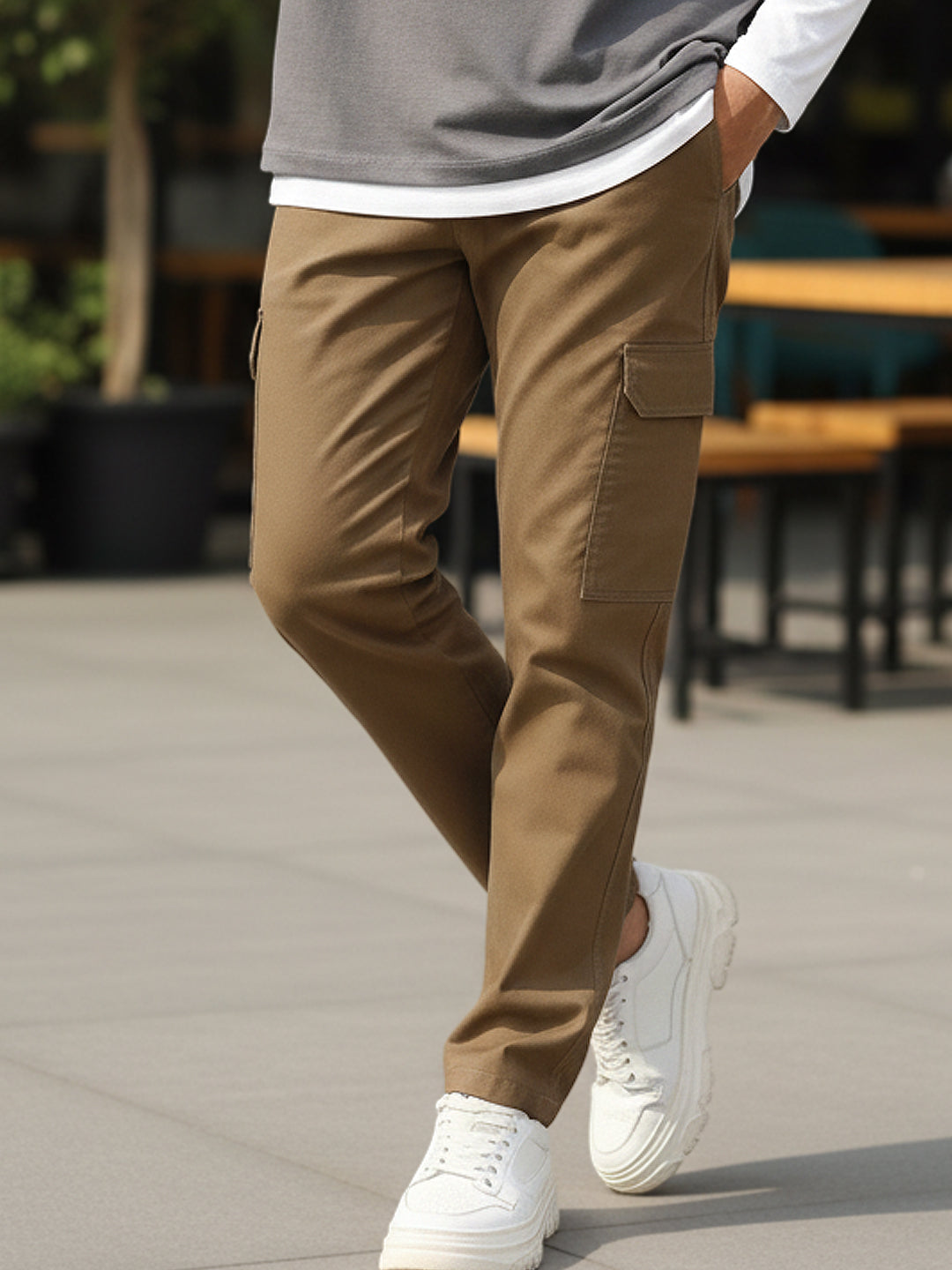 Men's Khaki Regular Fit Solid Cargo Chino Pant With 6 Pockets
