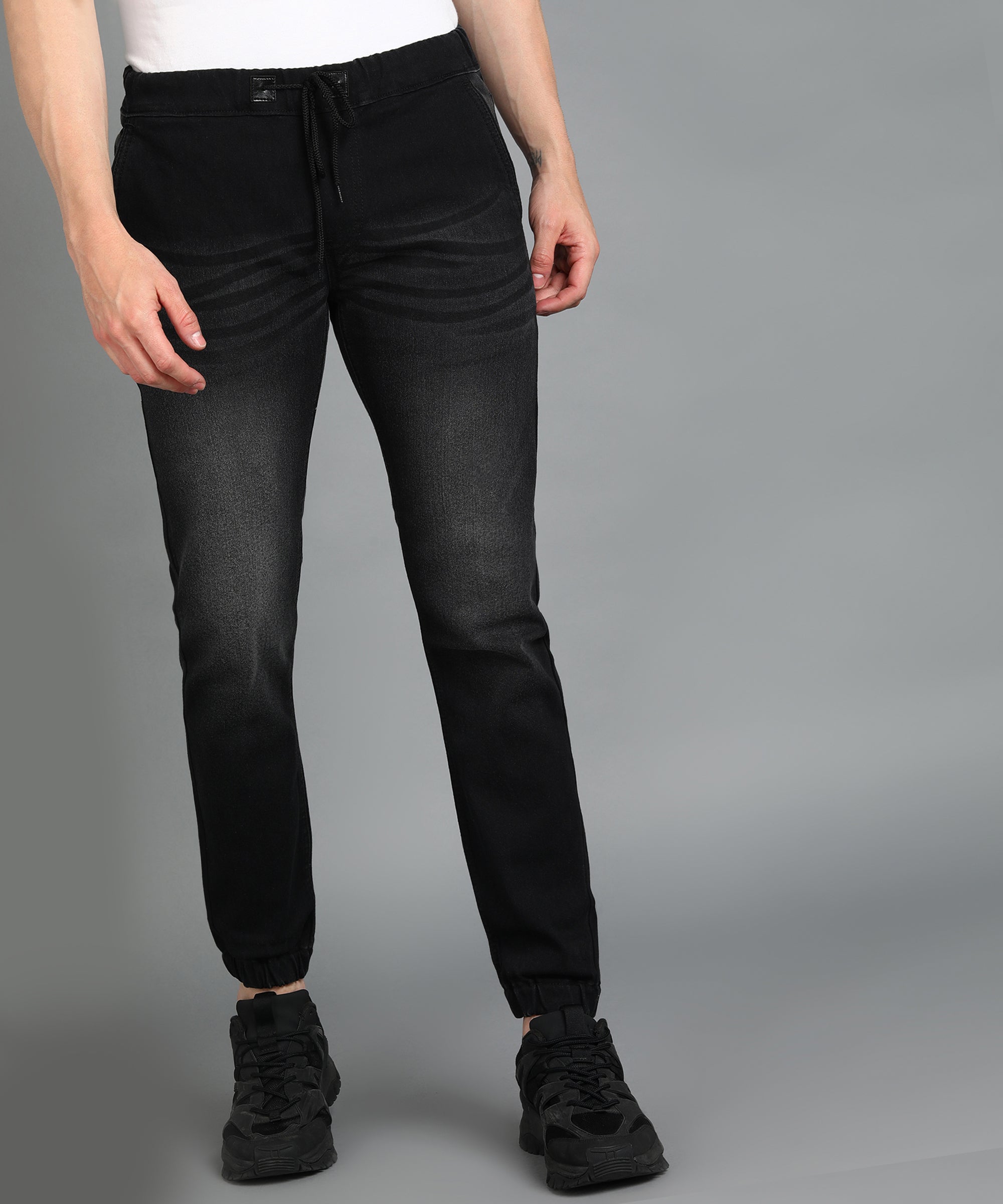 Men's Black Slim Fit Washed Jogger Jeans Stretchable