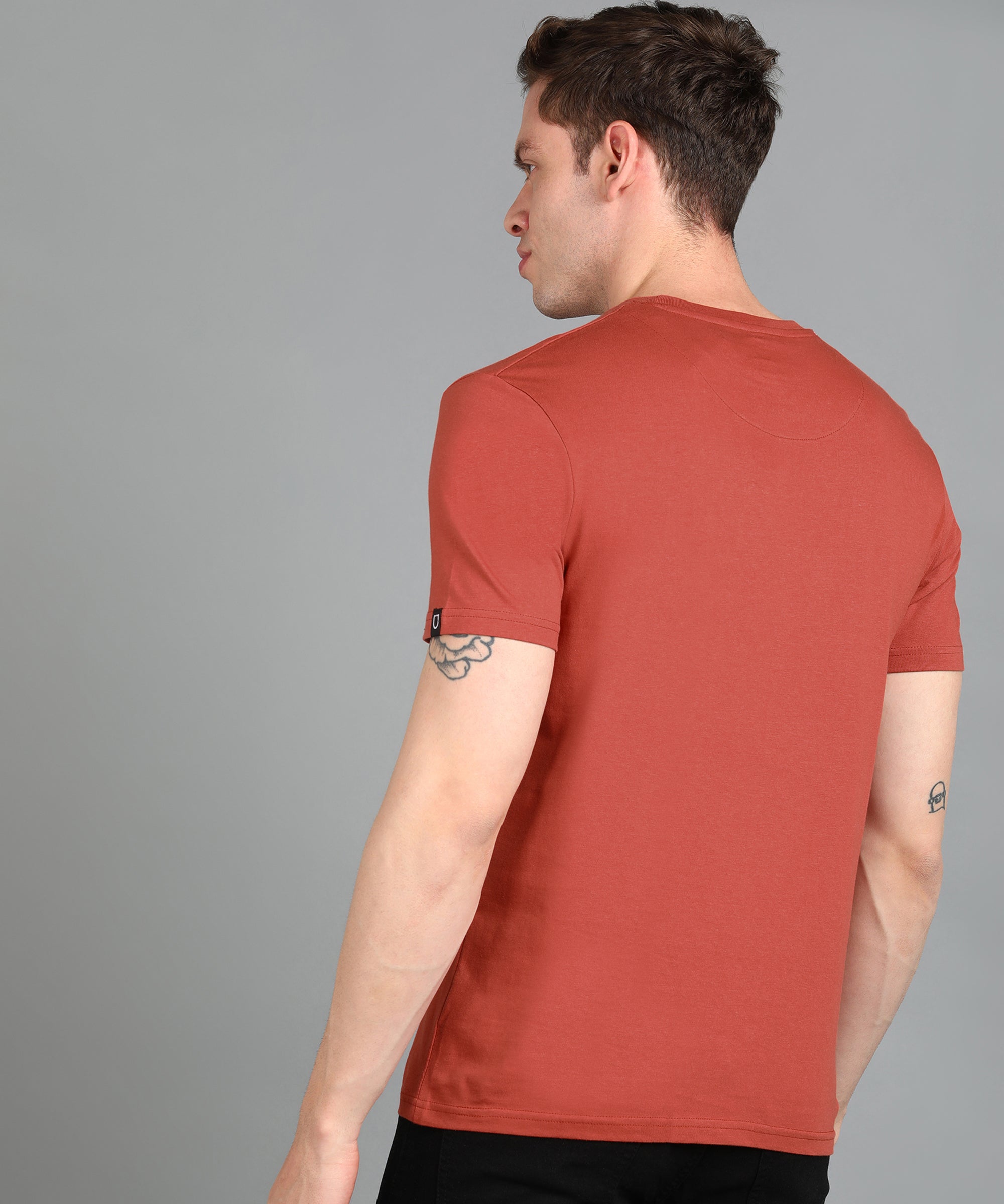 Men's Orange Graphic Printed Round Neck Half Sleeve Slim Fit Cotton T-Shirt