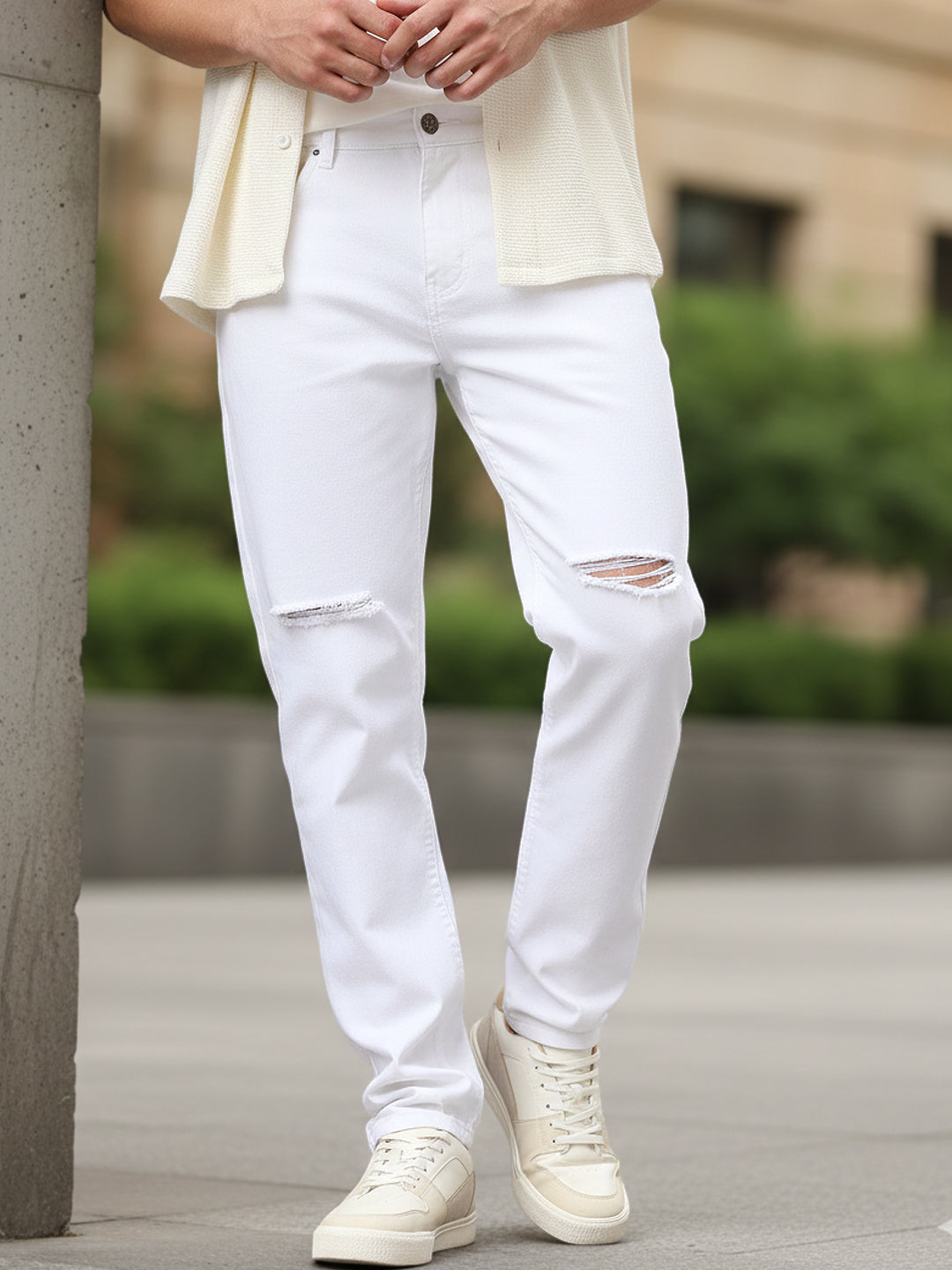 Men's White Slim Fit Knee Slit Distressed Jeans Stretch