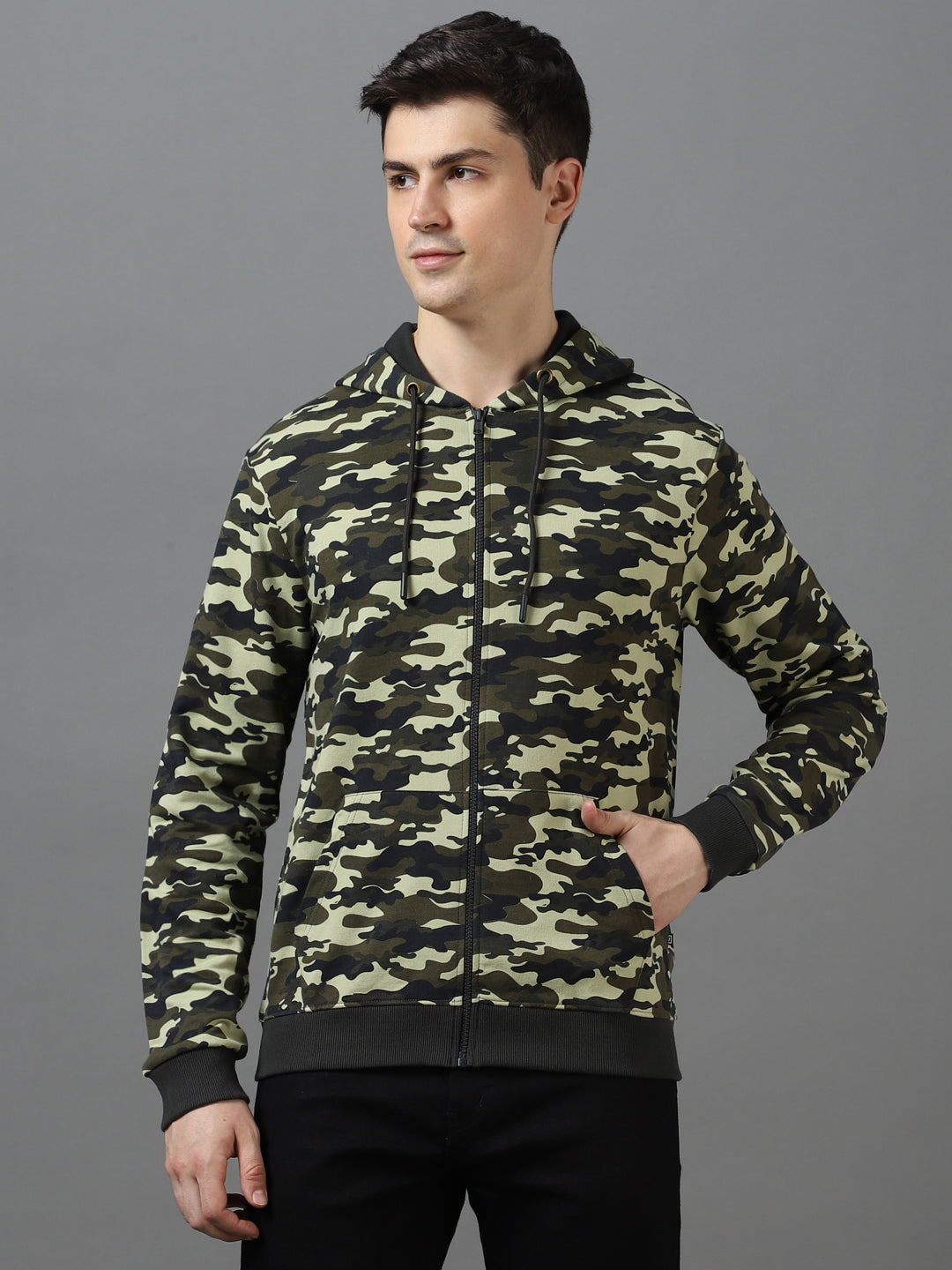 Men's Khaki Green Regular Fit Camouflage Printed Full Sleeve Casual Hooded Sweatshirt