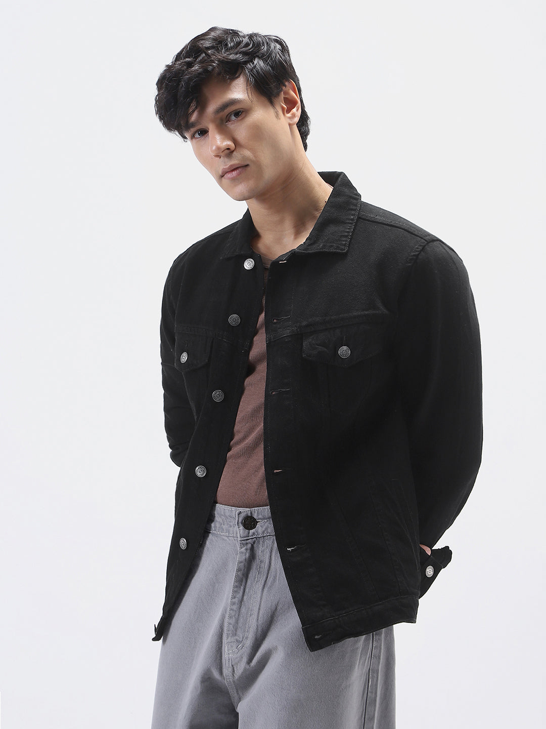 Men's Black Solid Regular Fit Washed Full Sleeve Denim Jacket