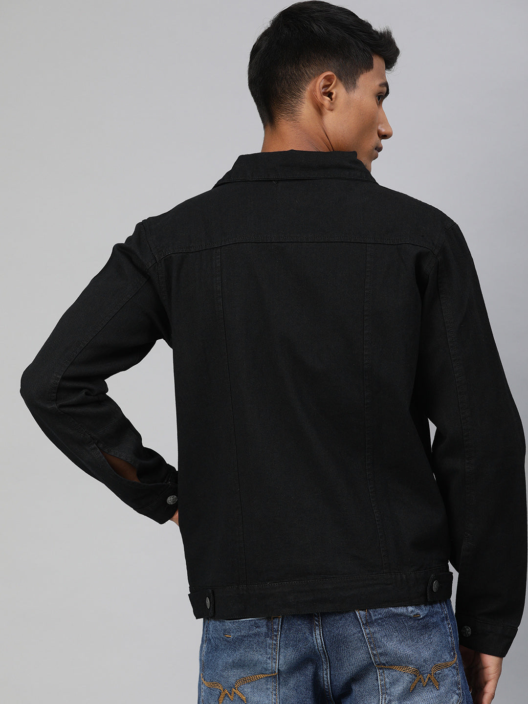 Men's Black Solid Regular Fit Washed Full Sleeve Denim Jacket