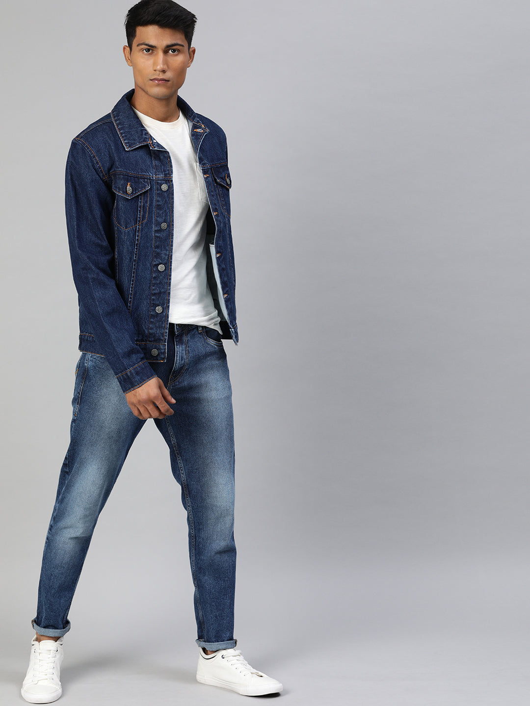 Urbano Fashion Men's Blue Solid Regular Denim Jacket