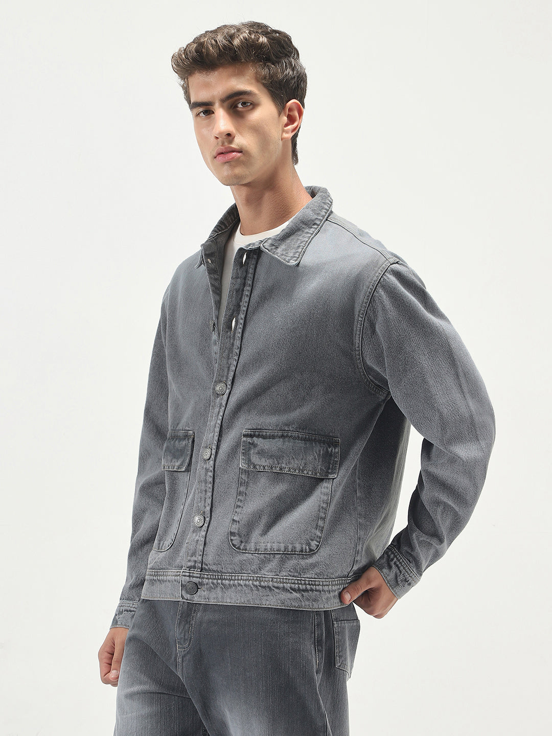 Men's Grey Relaxed Fit Full Sleeve Utility Denim Jacket