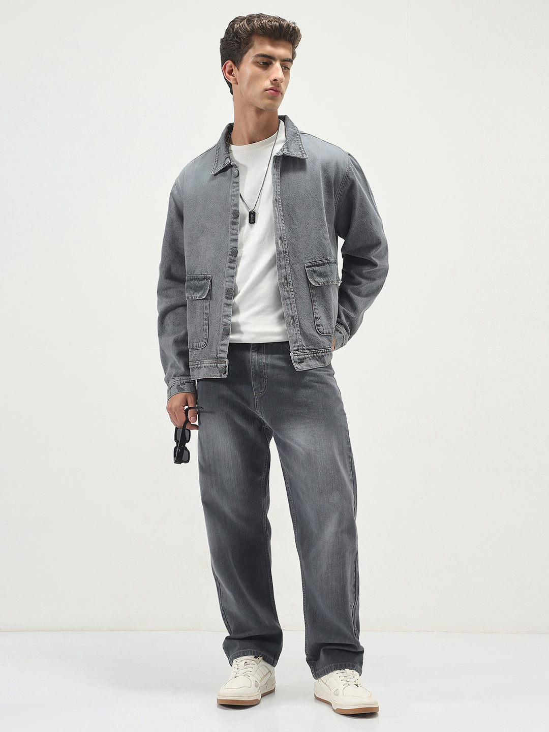 Men's Grey Relaxed Fit Full Sleeve Utility Denim Jacket