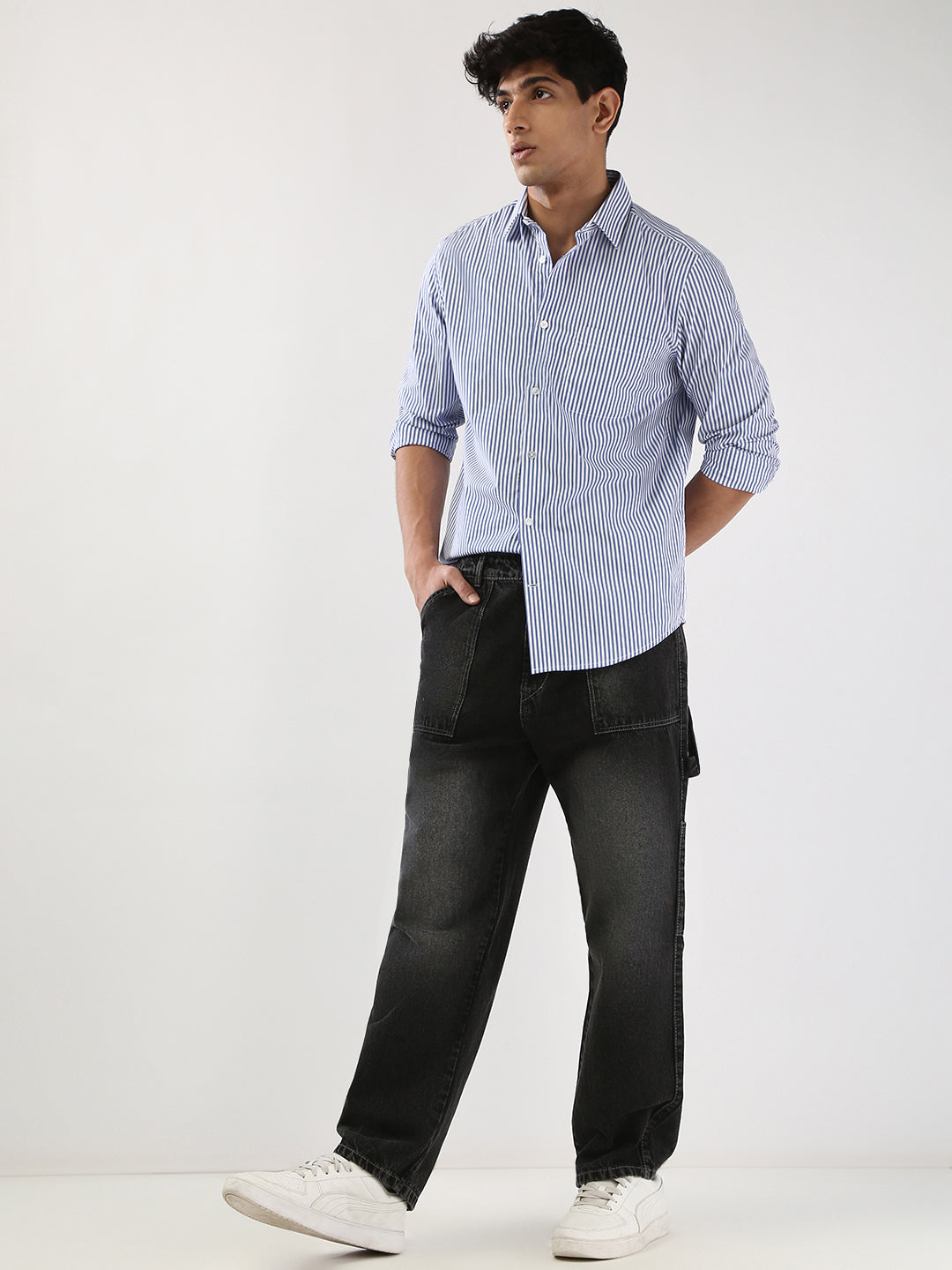 Men's Black Loose Fit Cargo Carpenter Jeans With 6 Pockets Non-Stretchable