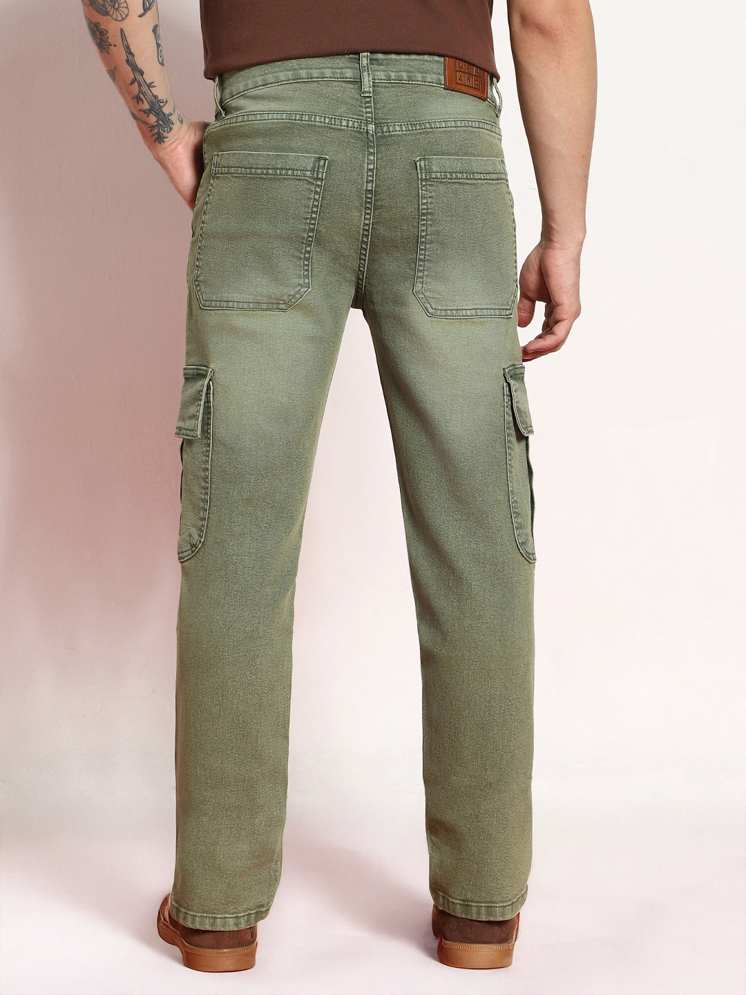 Men's Olive Green Regular Fit Washed Cargo Jeans With 6 Pockets Stretchable
