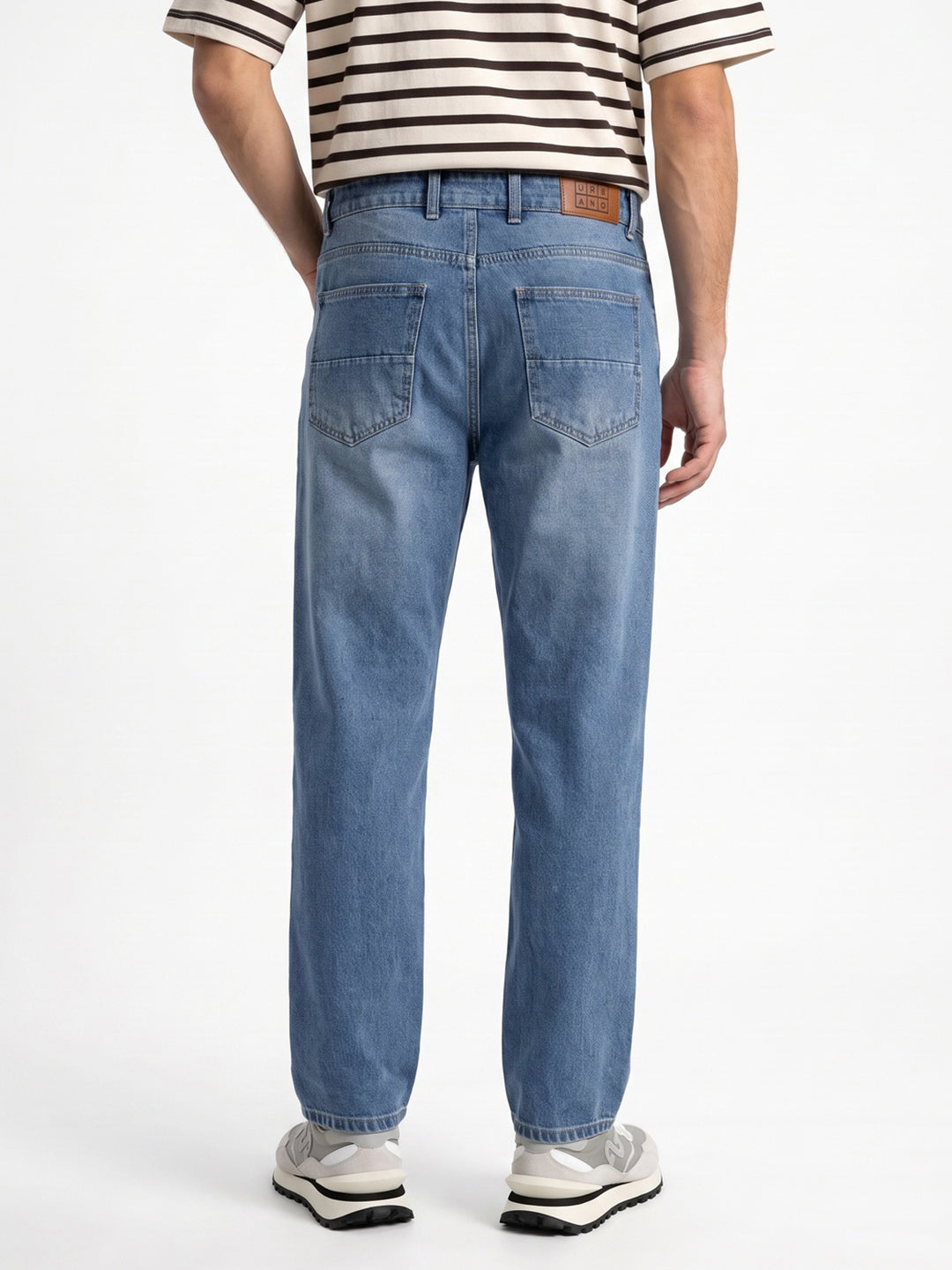 Men's Light Blue Relaxed Fit Washed Denim Jeans Non-Stretchable
