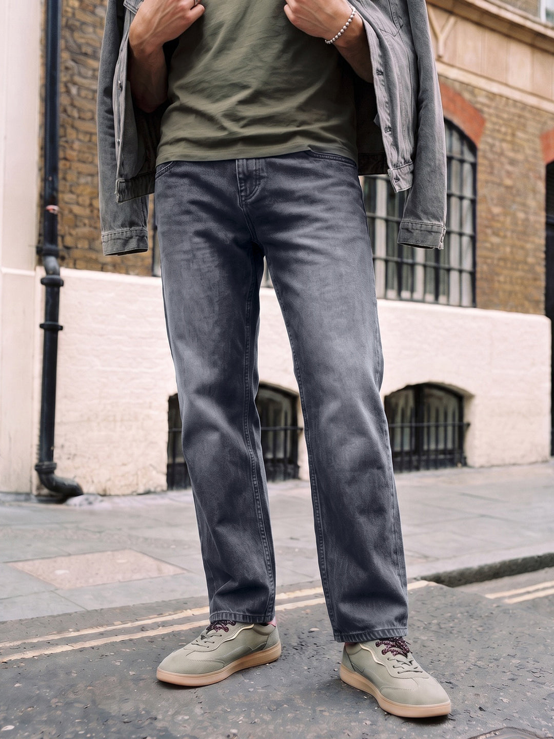Men's Grey Relaxed Fit Washed Denim Jeans Non-Stretchable