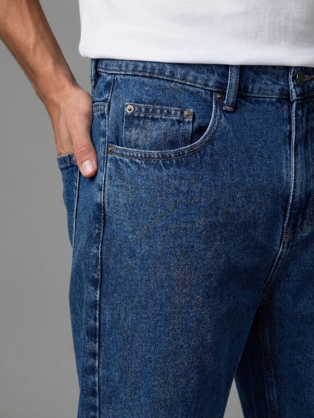 Men's Blue Relaxed Fit Washed Denim Jeans Non-Stretchable