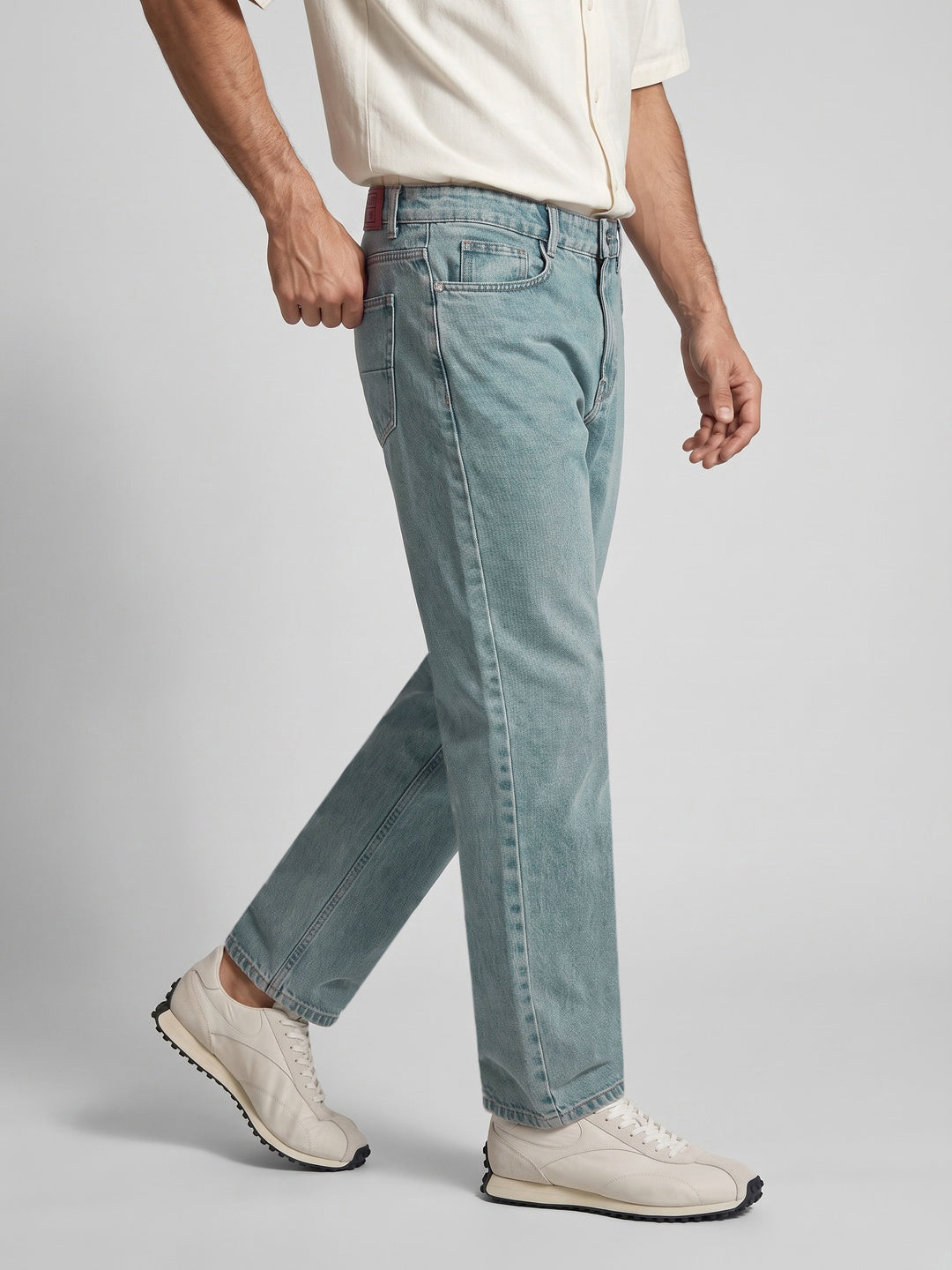 Men's Ice Blue Relaxed Fit Washed Denim Jeans Non-Stretchable